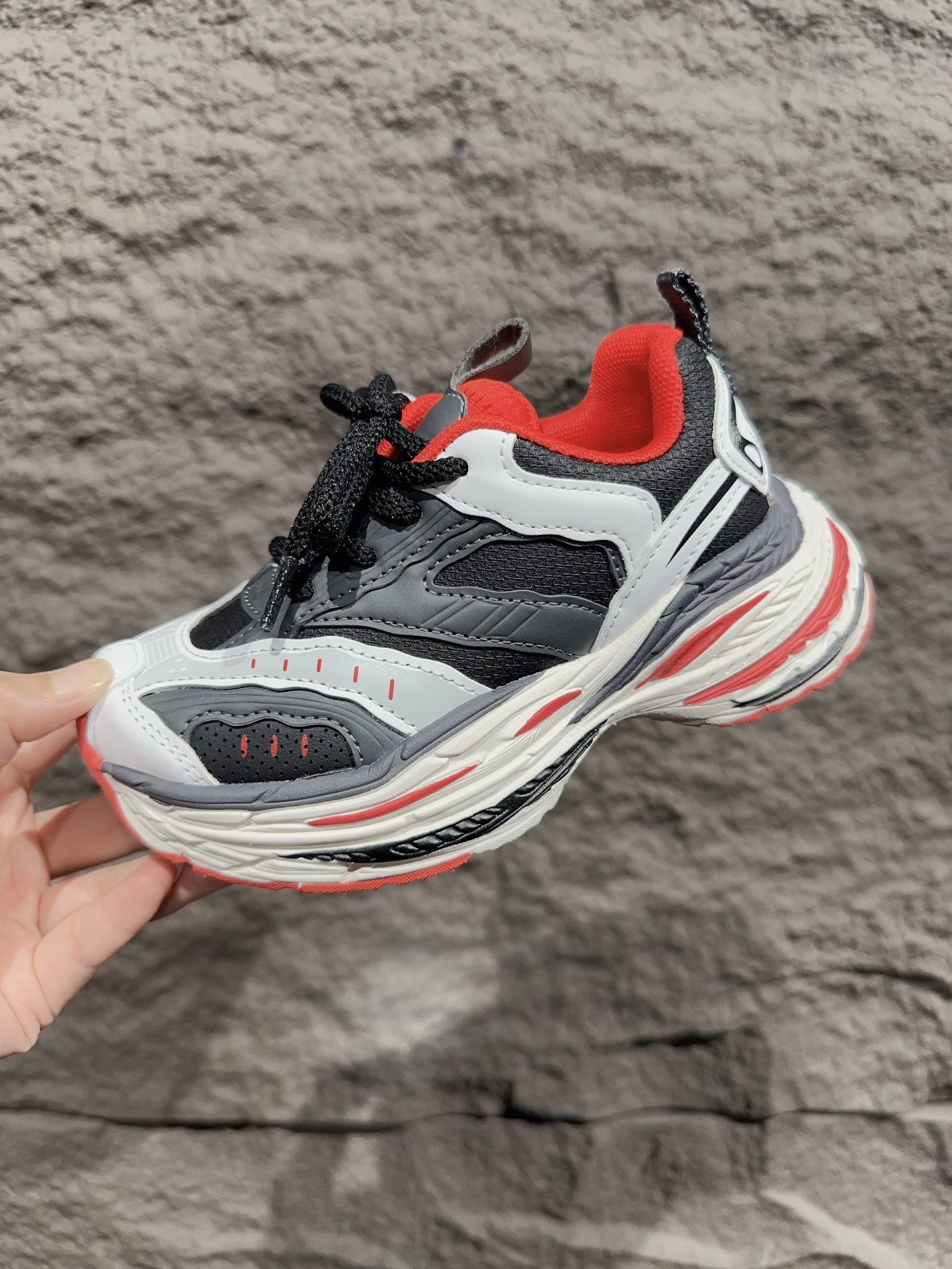 图片[4]-特价 BALENCIAGA INS 16XL 巴黎世家厚底增高鞋老爹鞋 16XL复古休闲百搭鞋 系带方式： 系带+内侧魔术贴 号码：26-37-选品中心