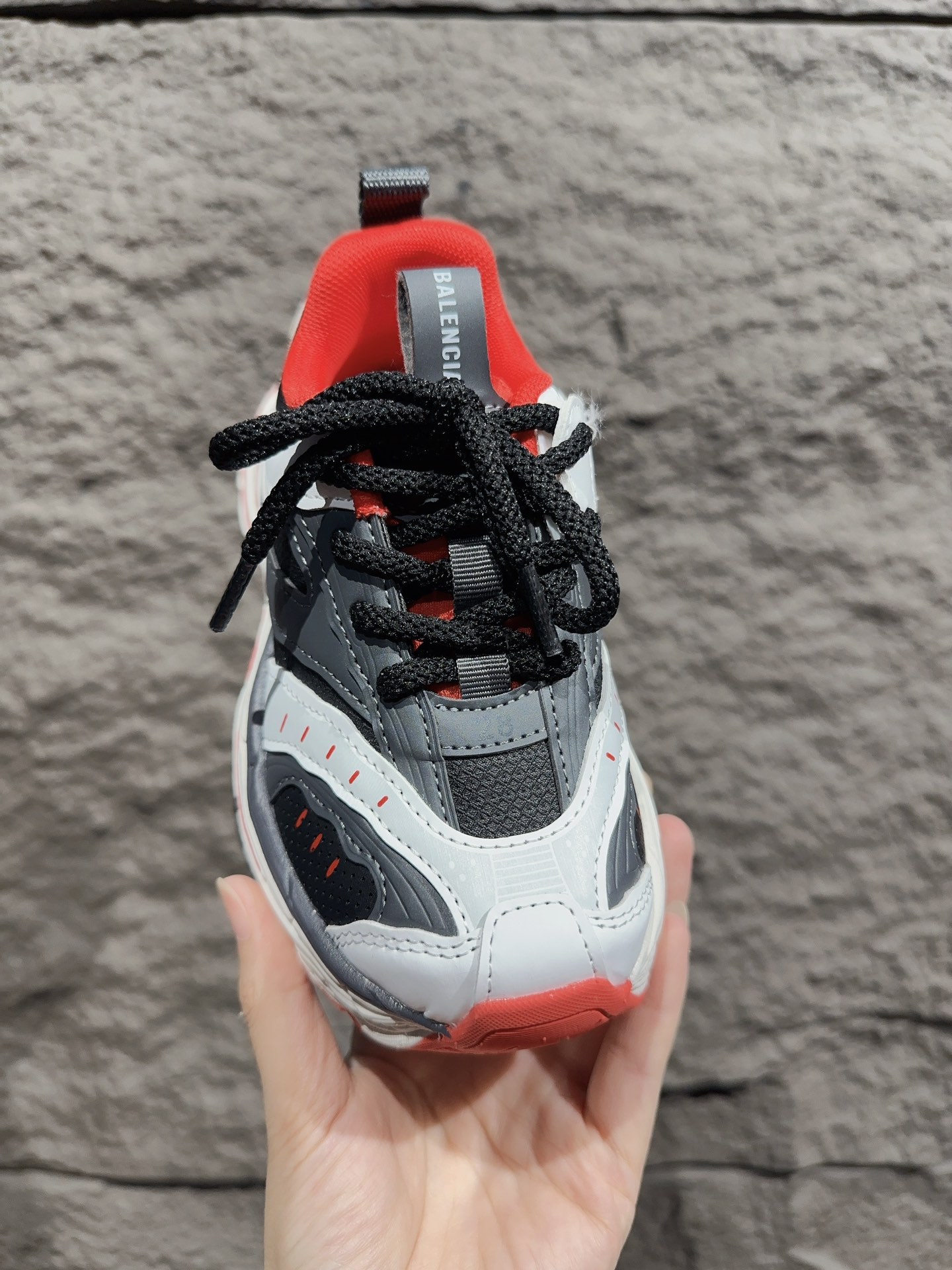 图片[2]-特价 BALENCIAGA INS 16XL 巴黎世家厚底增高鞋老爹鞋 16XL复古休闲百搭鞋 系带方式： 系带+内侧魔术贴 号码：26-37-选品中心