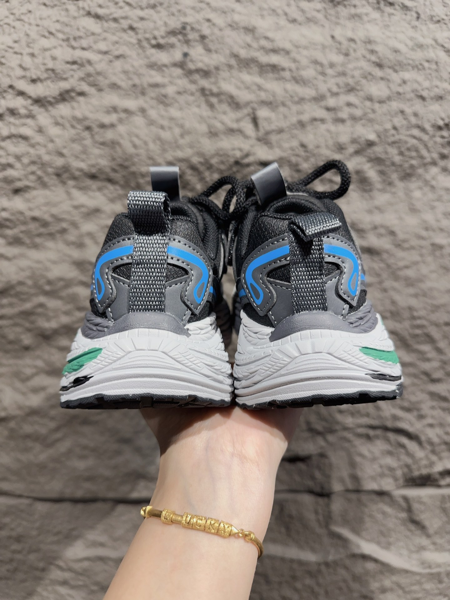 图片[7]-BALENCIAGA INS 16XL 巴黎世家厚底增高鞋老爹鞋 16XL复古休闲百搭鞋 系带方式： 系带+内侧魔术贴 号码：26-37-选品中心