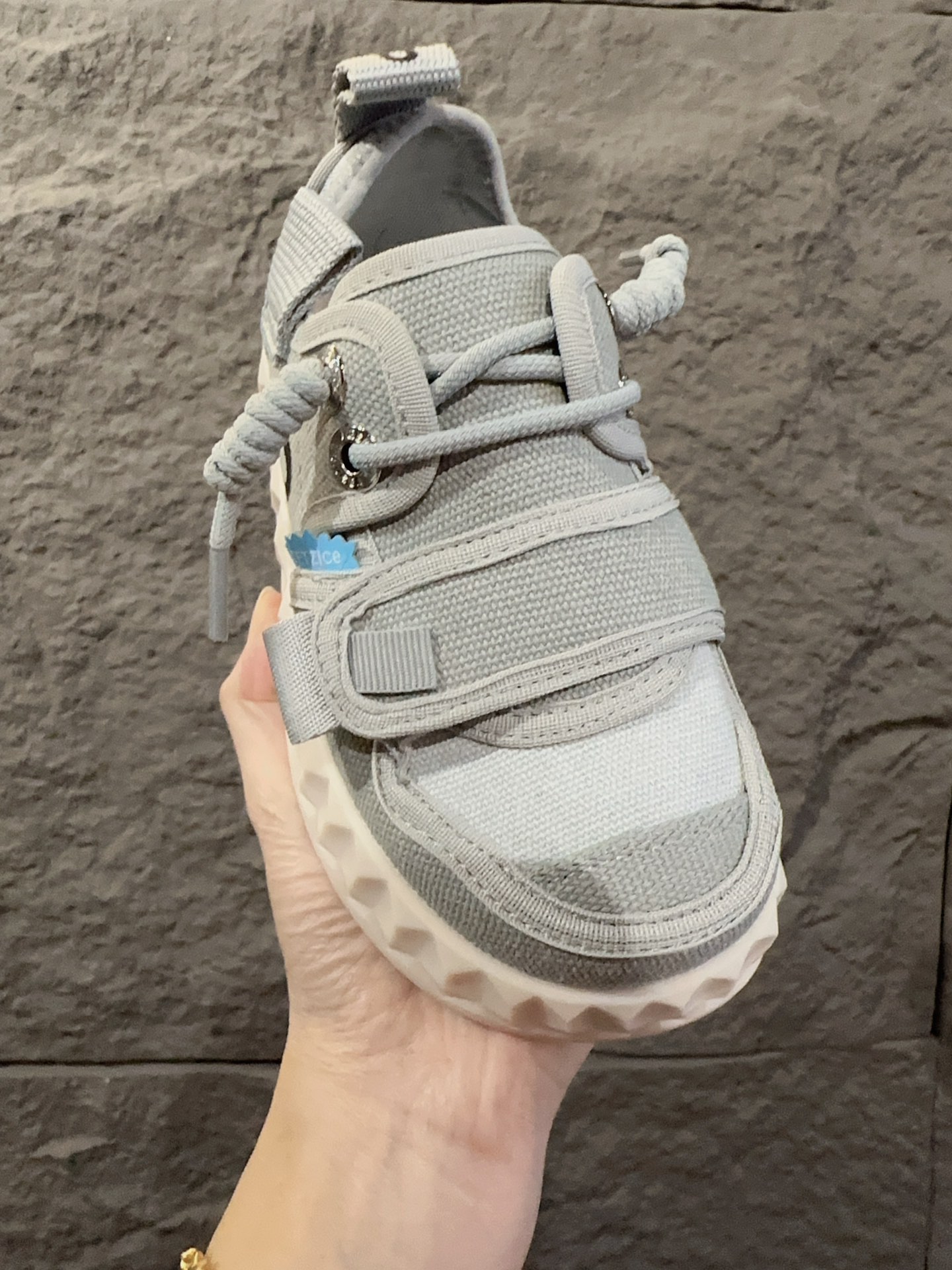 图片[2]-特价 OETZI 冰人奥兹丑萌帆布鞋童鞋 OETZI冰山果冻鞋厚底丑萌板鞋 系带方式：松紧带 号码：26-37-选品中心