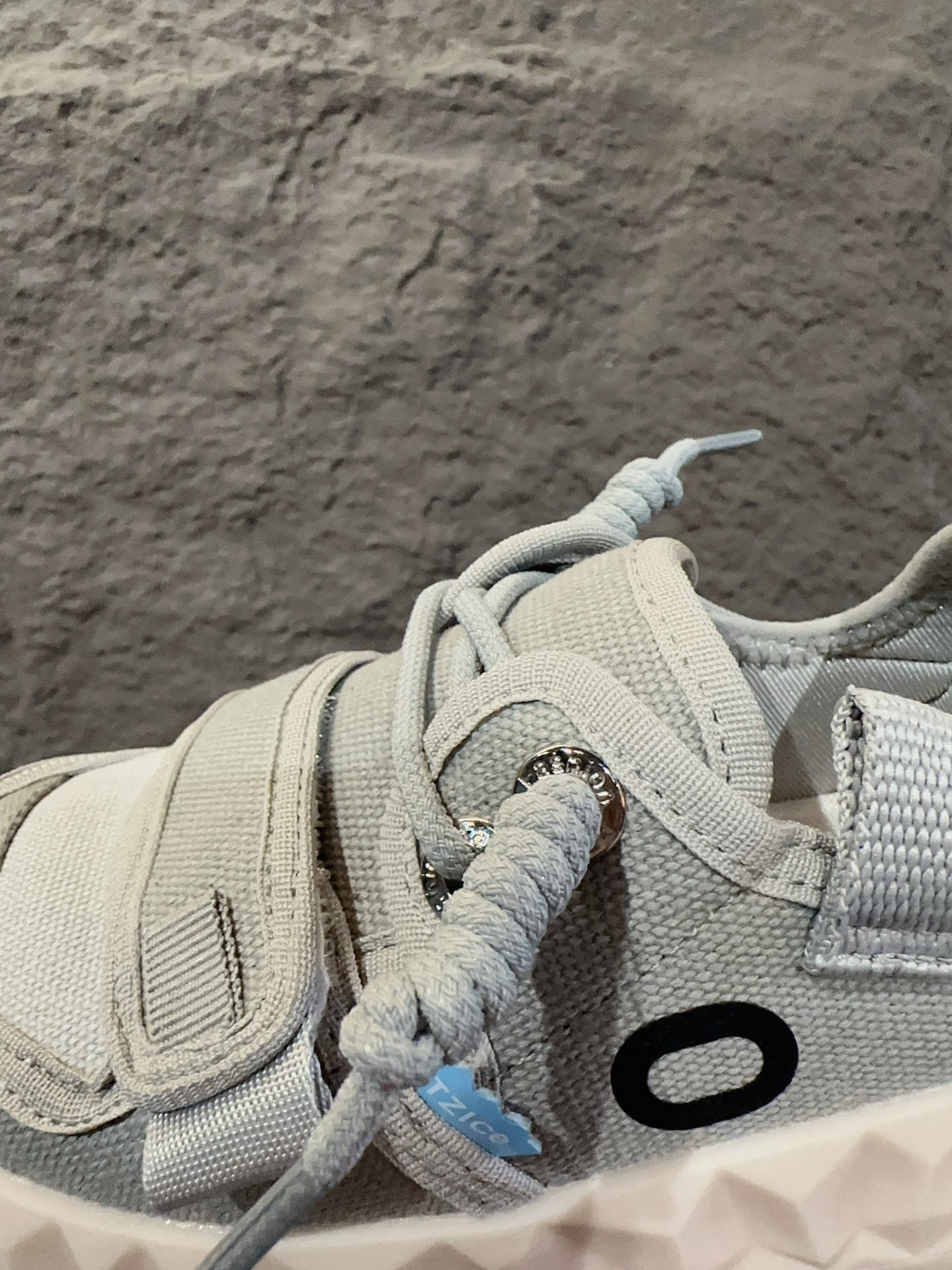 图片[9]-特价 OETZI 冰人奥兹丑萌帆布鞋童鞋 OETZI冰山果冻鞋厚底丑萌板鞋 系带方式：松紧带 号码：26-37-选品中心