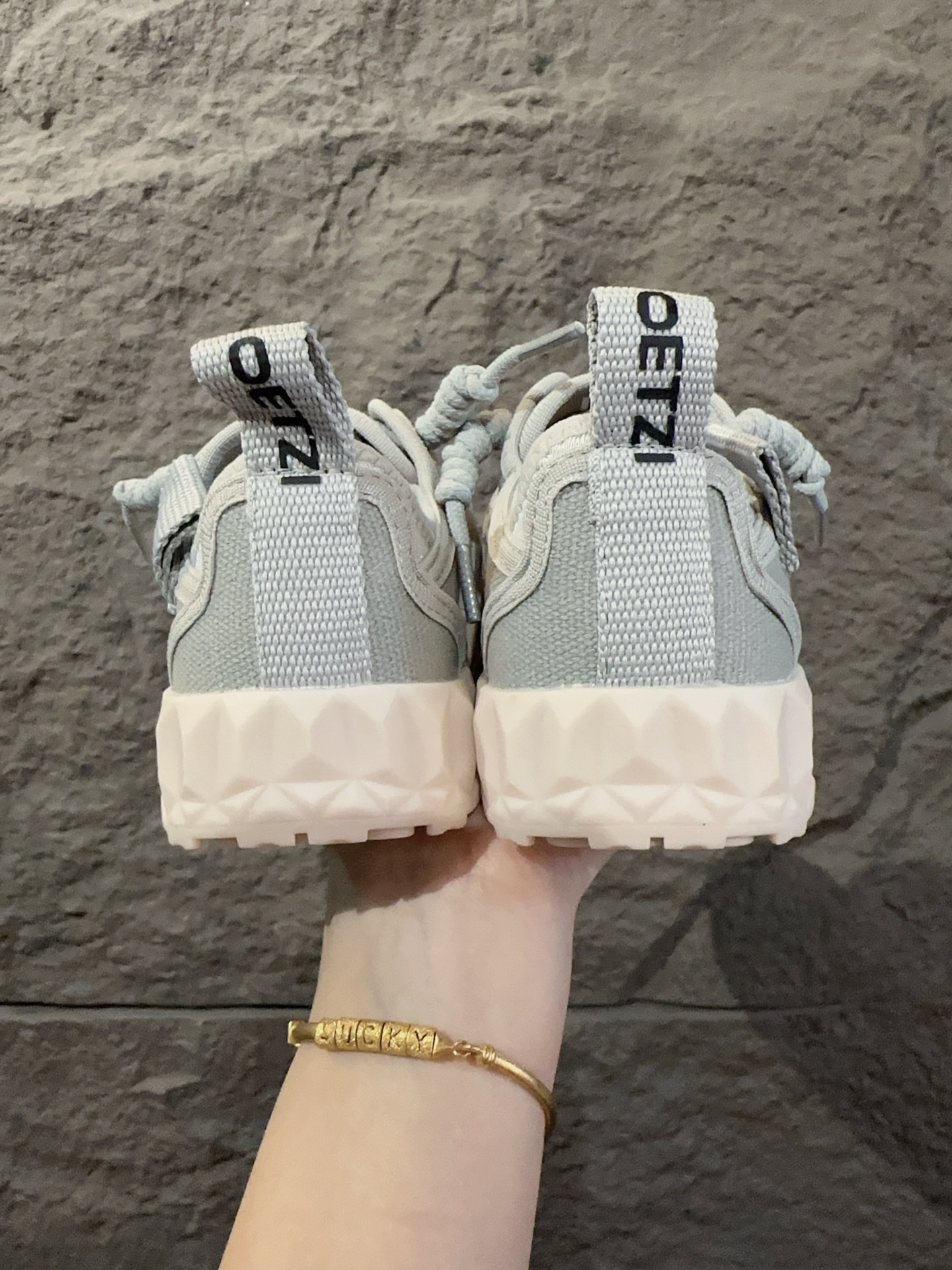 图片[7]-特价 OETZI 冰人奥兹丑萌帆布鞋童鞋 OETZI冰山果冻鞋厚底丑萌板鞋 系带方式：松紧带 号码：26-37-选品中心