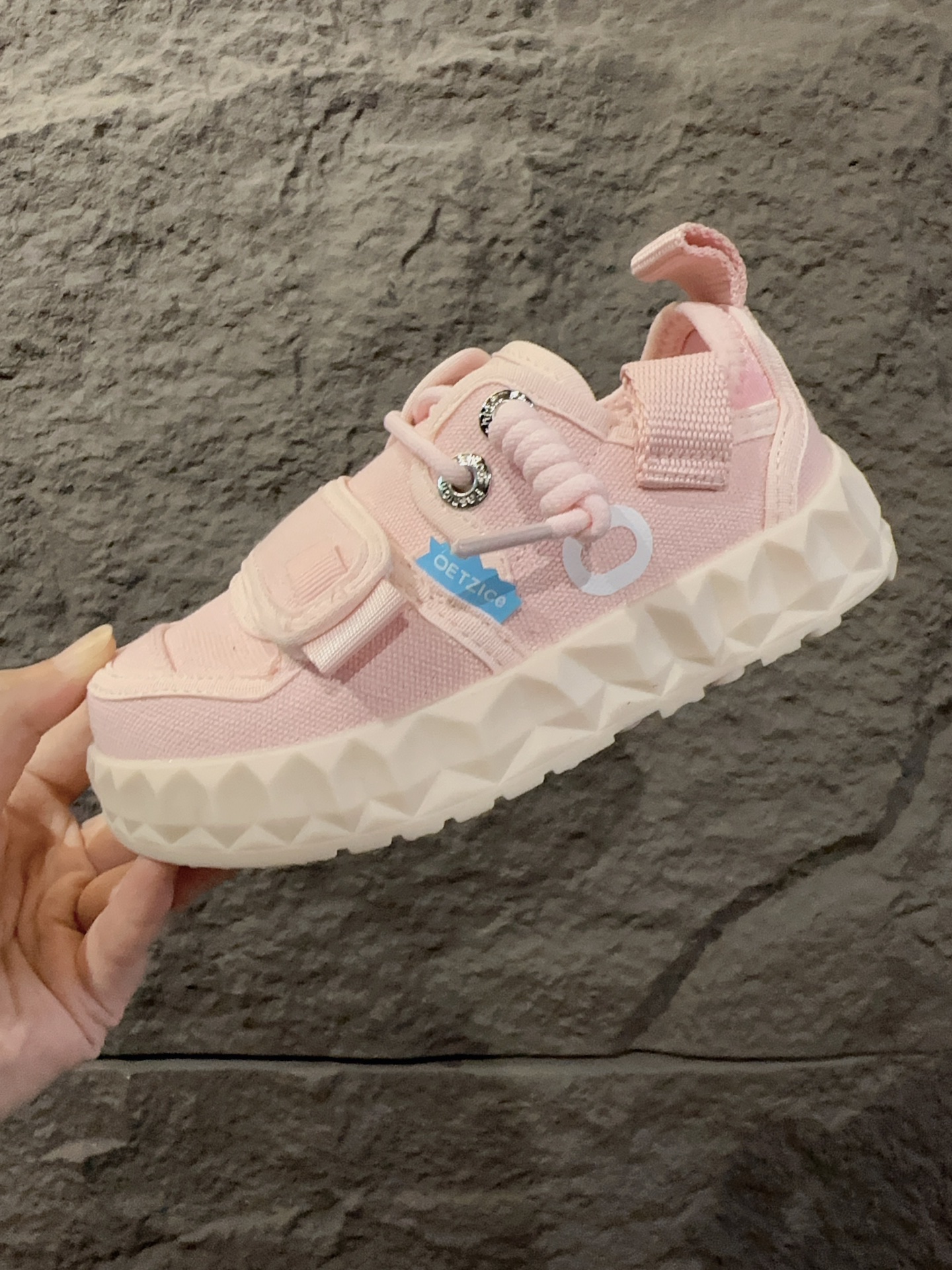 图片[3]-特价不退不换 OETZI 冰人奥兹丑萌帆布鞋童鞋 OETZI冰山果冻鞋厚底丑萌板鞋 系带方式：松紧带 号码：26-37-选品中心