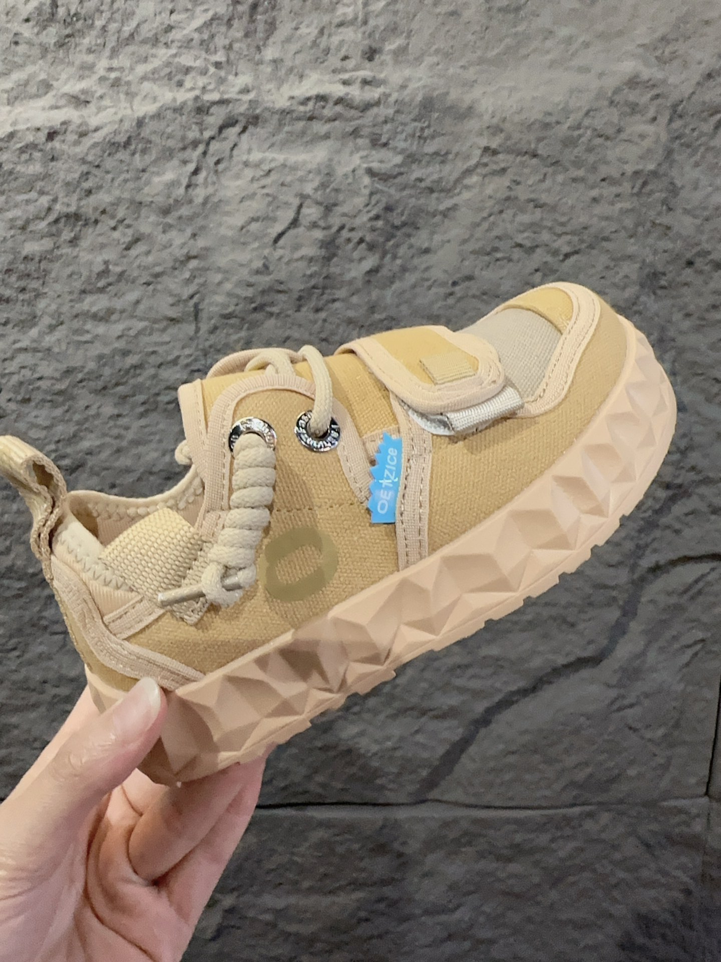 图片[4]-OETZI 冰人奥兹丑萌帆布鞋童鞋 OETZI冰山果冻鞋厚底丑萌板鞋 系带方式：松紧带 号码：26-37-选品中心