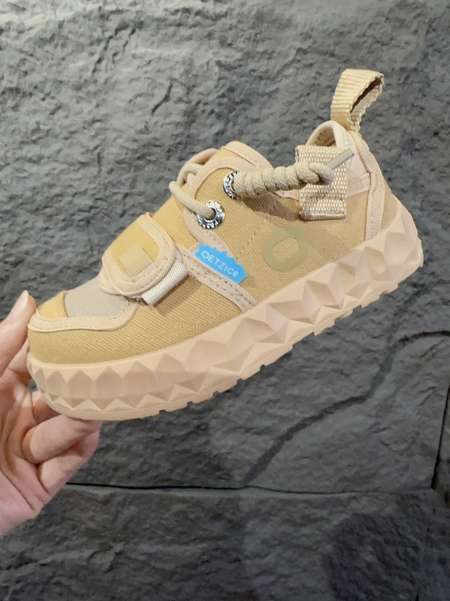 图片[3]-OETZI 冰人奥兹丑萌帆布鞋童鞋 OETZI冰山果冻鞋厚底丑萌板鞋 系带方式：松紧带 号码：26-37-选品中心