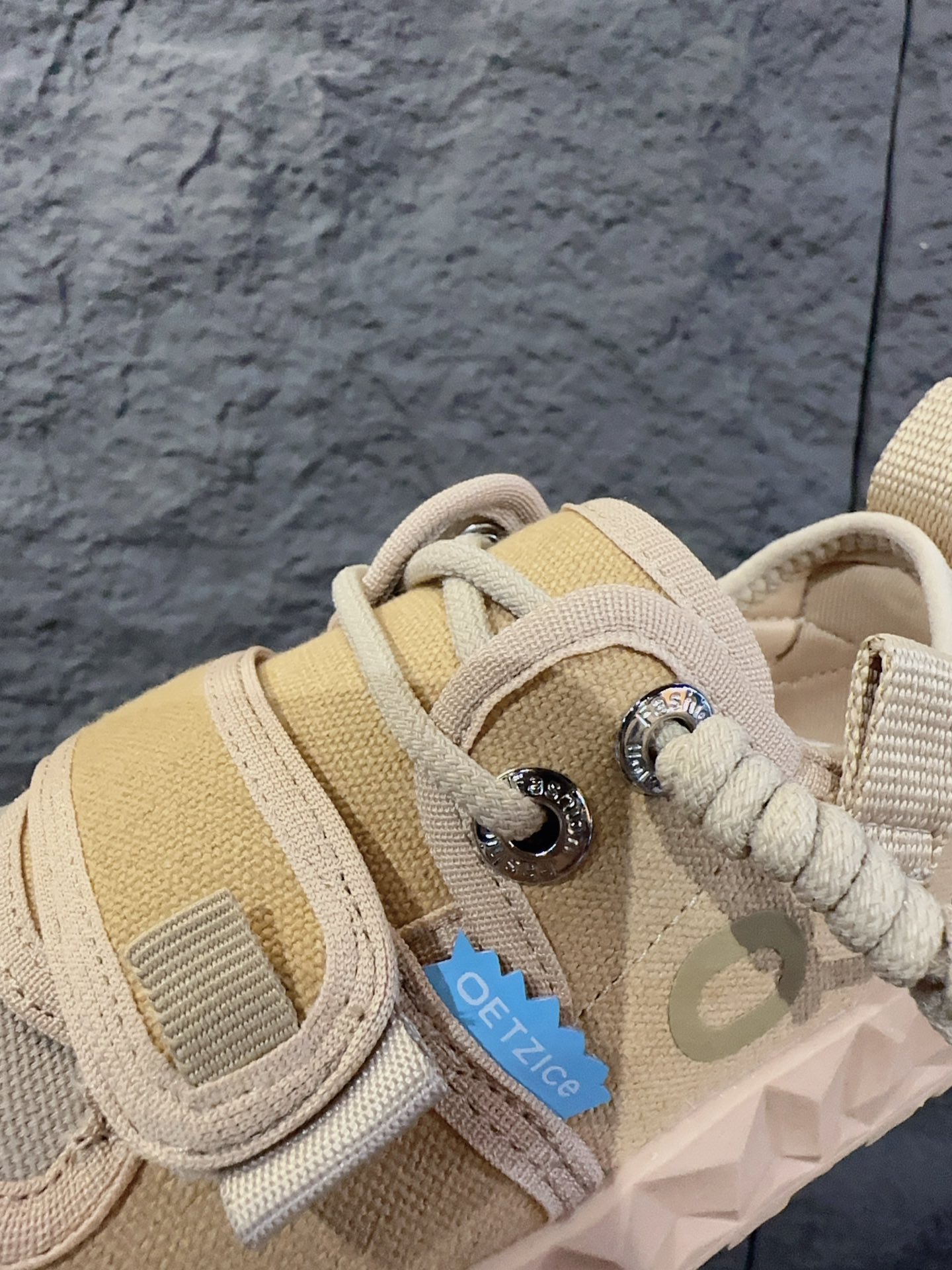图片[9]-OETZI 冰人奥兹丑萌帆布鞋童鞋 OETZI冰山果冻鞋厚底丑萌板鞋 系带方式：松紧带 号码：26-37-选品中心