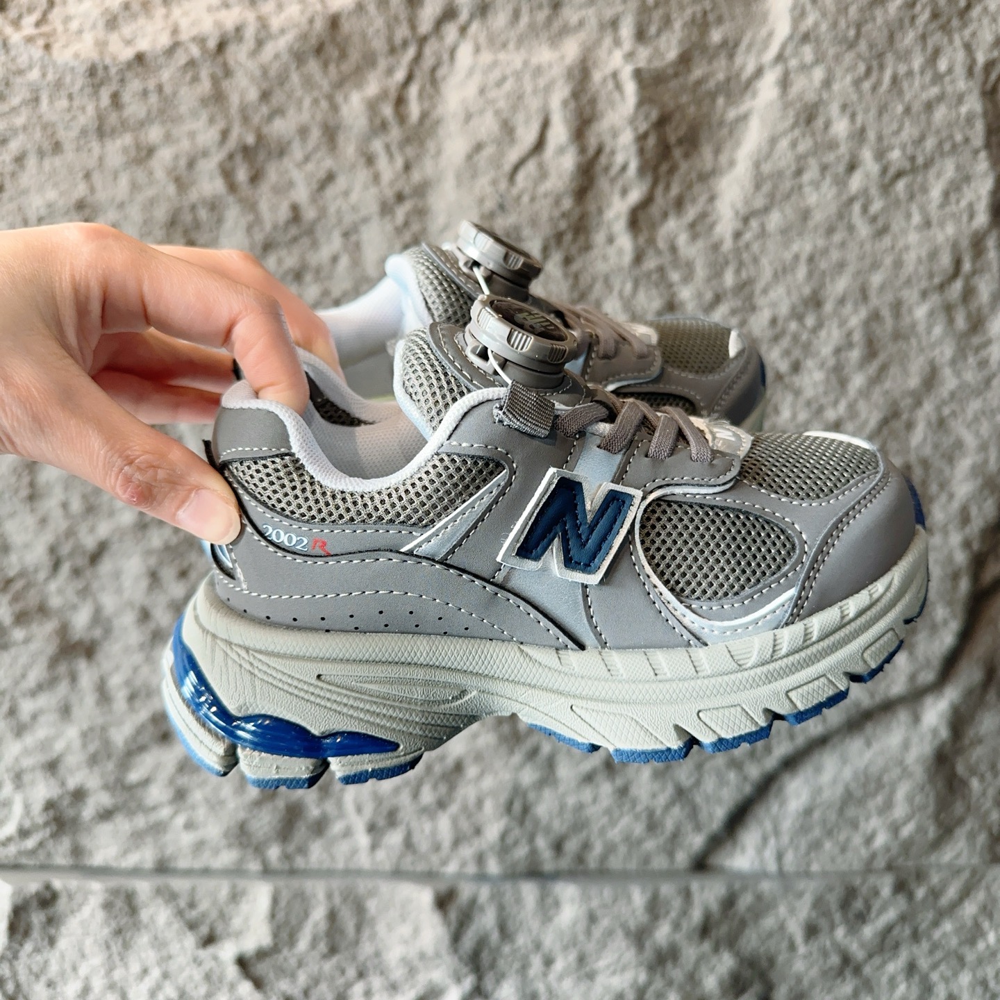 NB2002旋转纽扣童鞋 HerBalance 2002运动休闲跑鞋 系带方式：松紧带+旋转纽扣号 码：26-37-选品中心