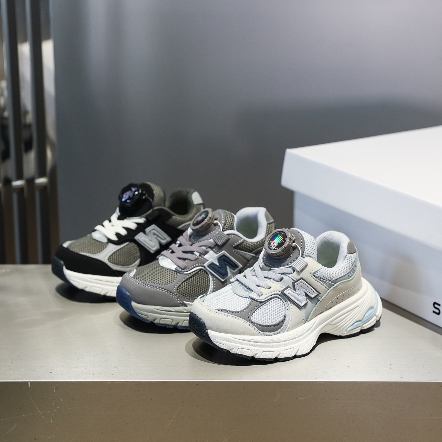 图片[2]-NB2002旋转纽扣童鞋26-37 HerBalance 2002运动休闲跑鞋 系带方式：松紧带+旋转纽扣-选品中心