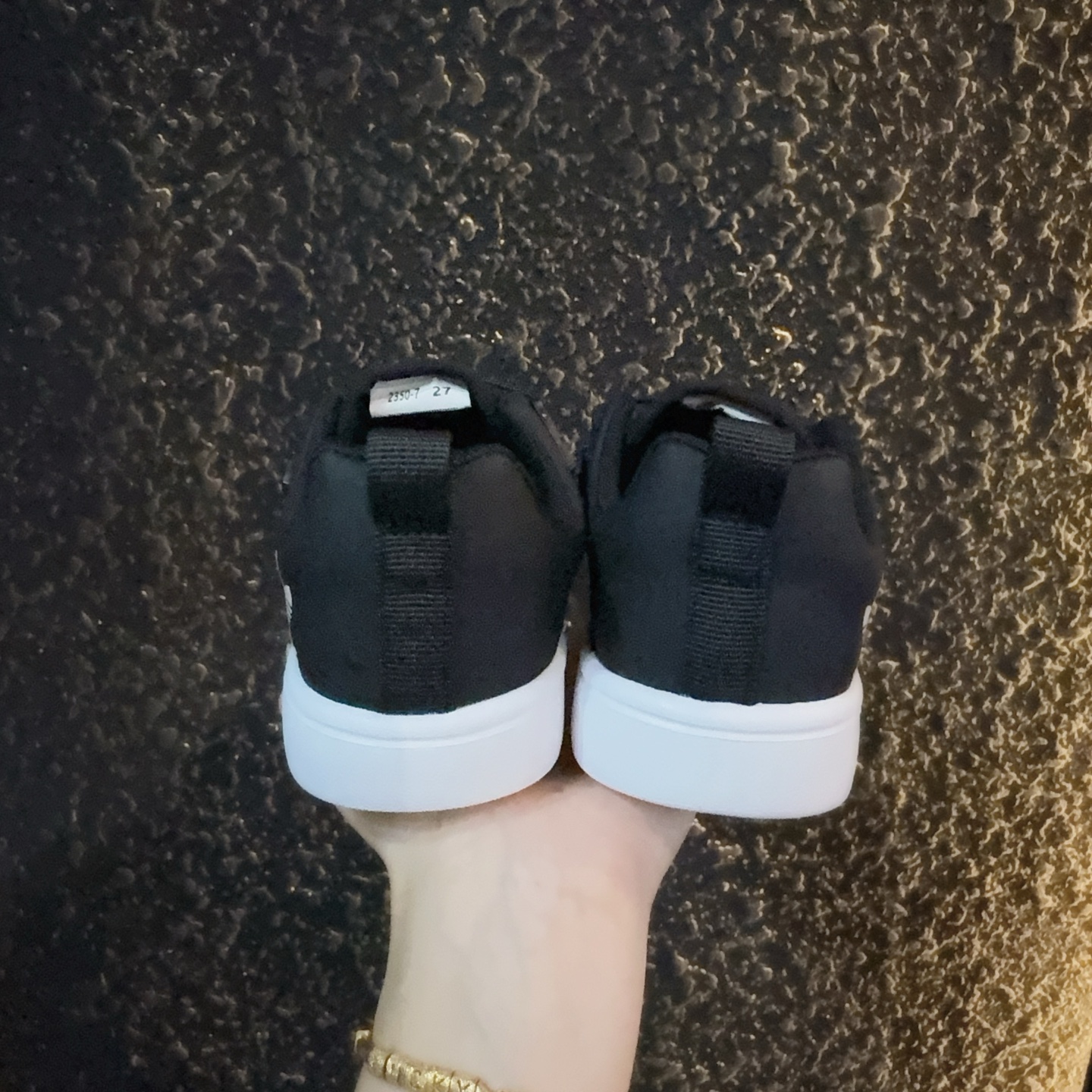 图片[7]-didas 贝壳头凉鞋 德训鞋童鞋 阿迪达斯贝壳头德训鞋童鞋 包头防撞凉鞋 系带方式：松紧扣 号码：26-37-选品中心