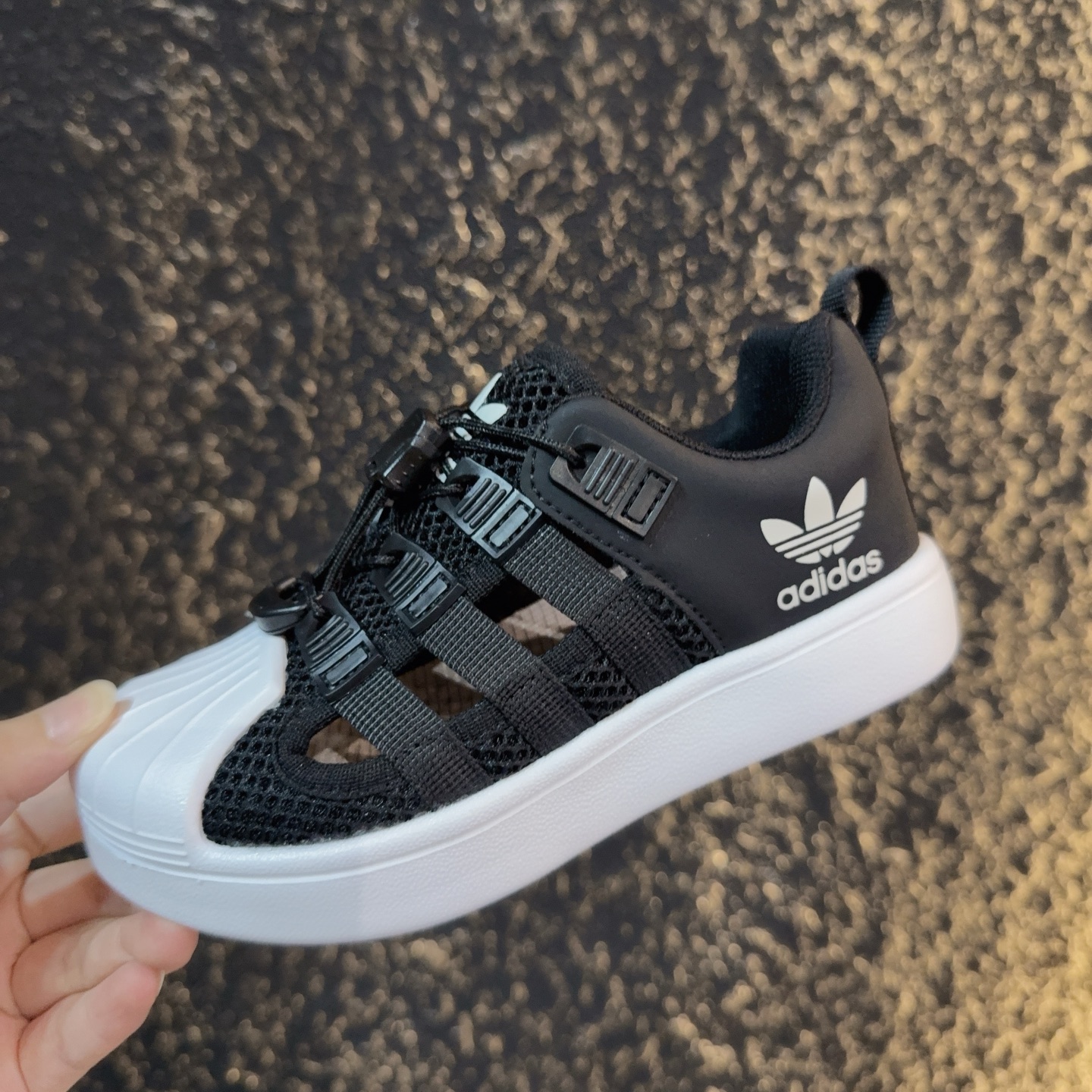 图片[3]-didas 贝壳头凉鞋 德训鞋童鞋 阿迪达斯贝壳头德训鞋童鞋 包头防撞凉鞋 系带方式：松紧扣 号码：26-37-选品中心