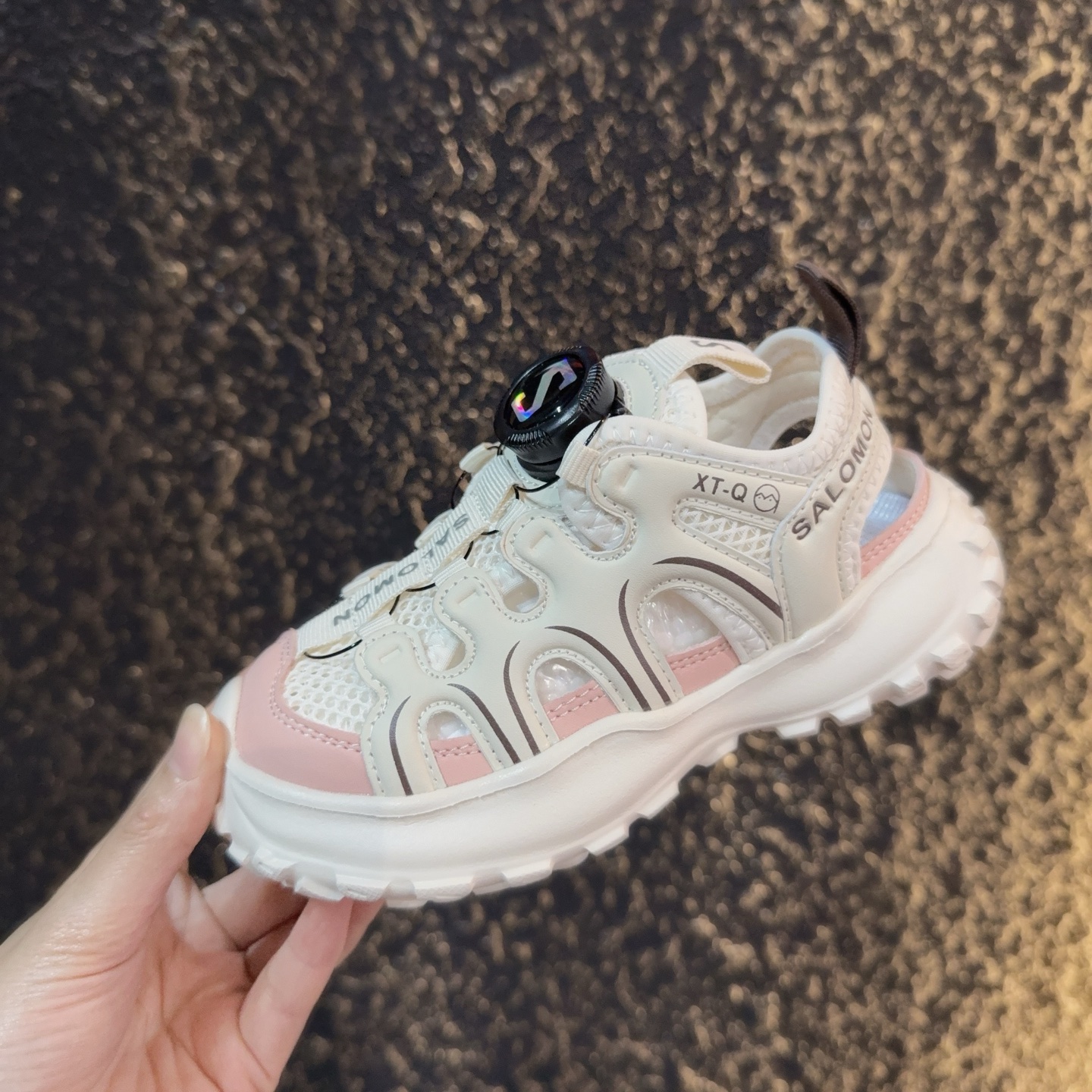 图片[3]-儿童萨络蒙XT-Q旋转纽扣凉鞋 SALOMON XT-Q系列旋转纽扣包头防撞童鞋 溯溪鞋凉鞋 萨络蒙XT-Q透气网鞋榴莲底涉水鞋沙滩鞋 尺码：26-37-选品中心