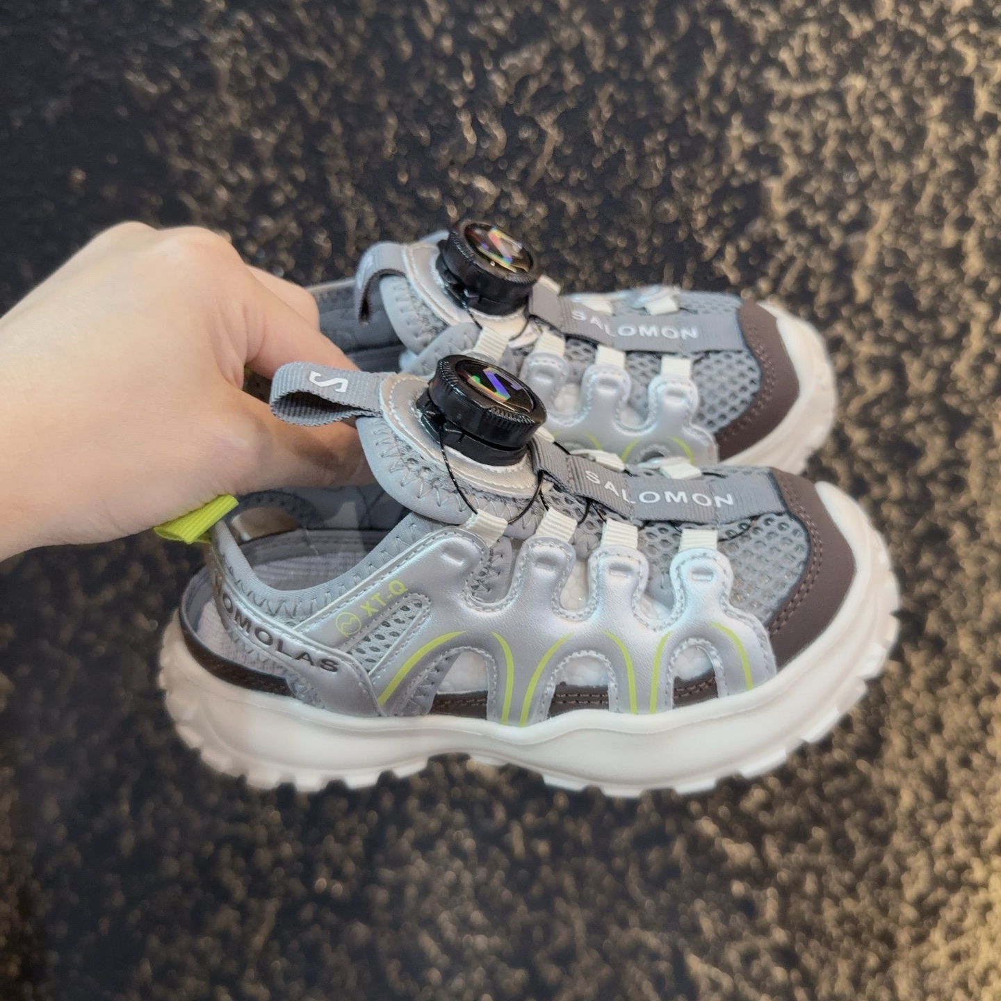儿童萨络蒙XT-Q旋转纽扣凉鞋 SALOMON XT-Q系列旋转纽扣包头防撞童鞋 溯溪鞋凉鞋 萨络蒙XT-Q透气网鞋榴莲底涉水鞋沙滩鞋 尺码：26-37-选品中心