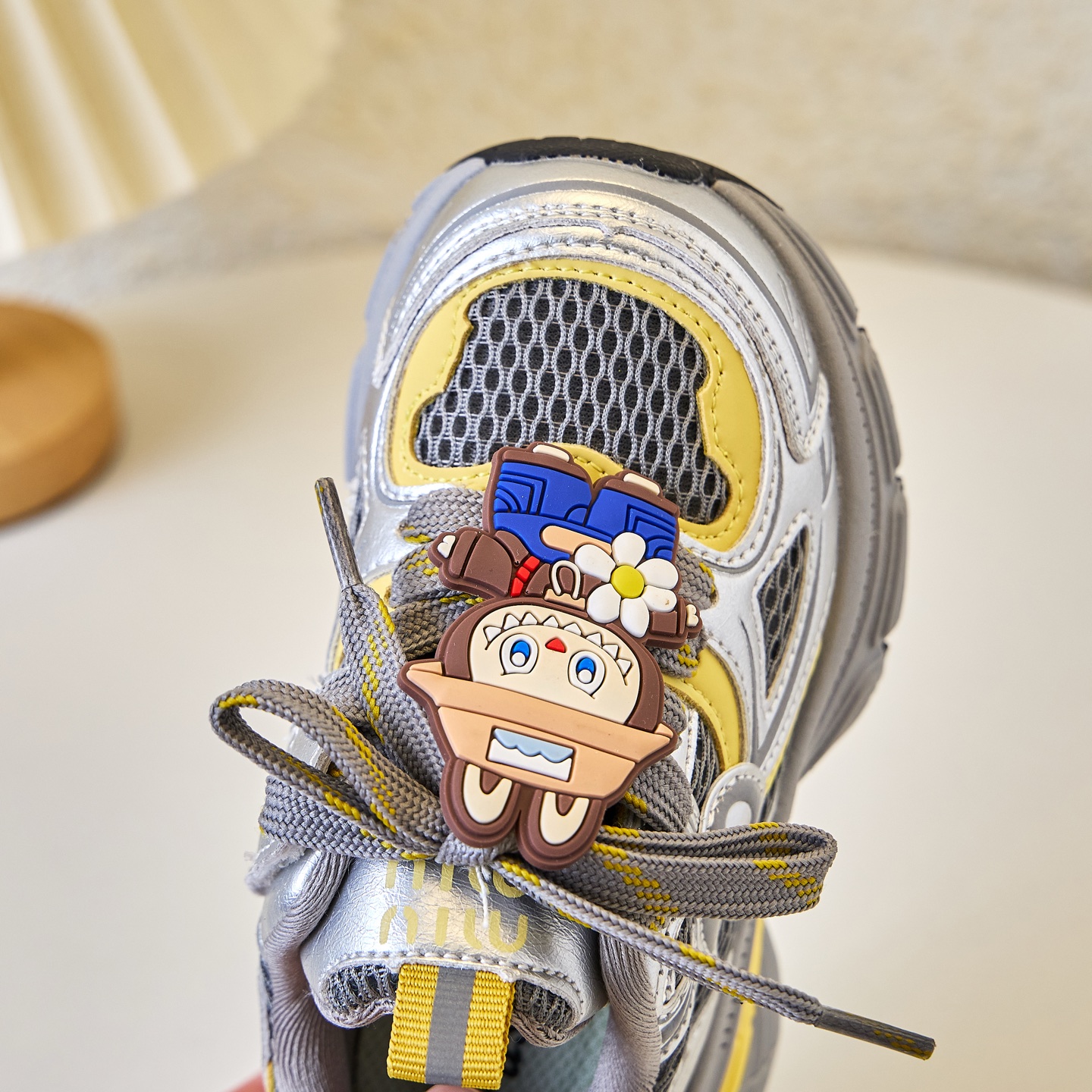 图片[4]-调MIUMIU 拉布布童鞋 MIUMIU 洋气挂件拉布布可爱风跑步鞋童鞋 MIUMIU老爹鞋开学季学生透气休闲防滑运动鞋 系带方式：内侧魔术贴 号码：26-37码 颜色：黄色，紫色-选品中心