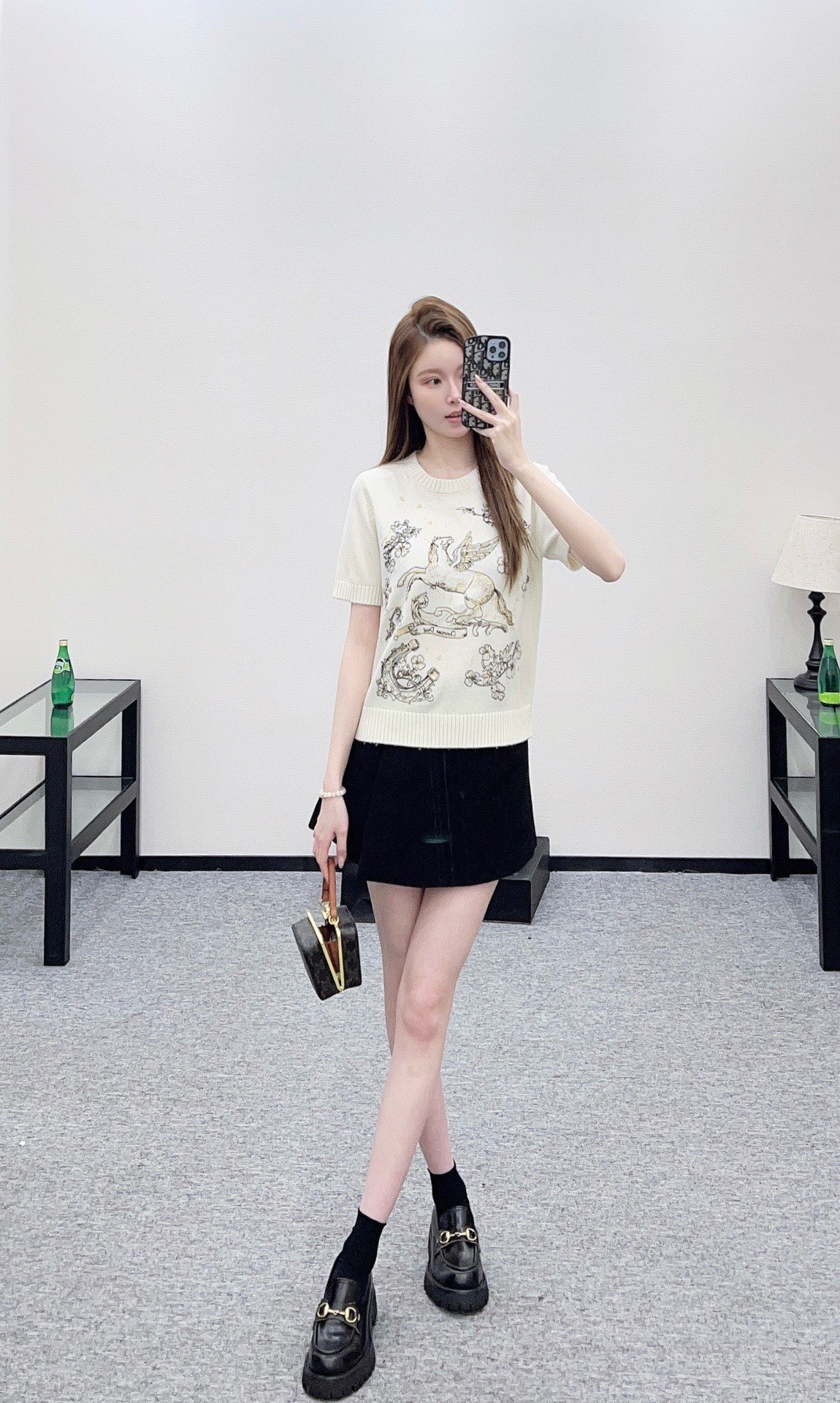 NO:707892,,,19860909,,,Women's clothing