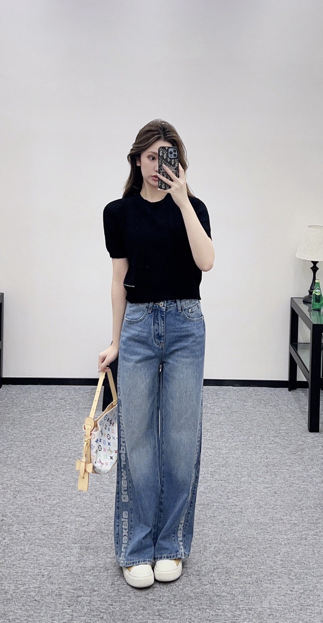 NO:709061,,,19860909,,,Women's clothing