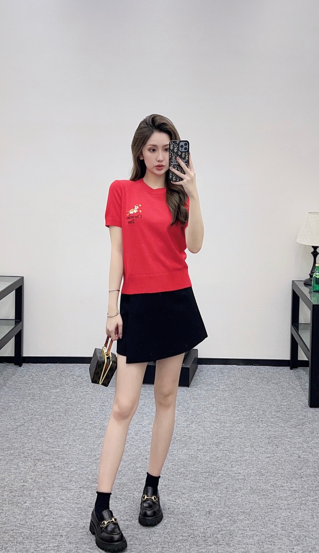 NO:709056,,,19860909,,,Women's clothing