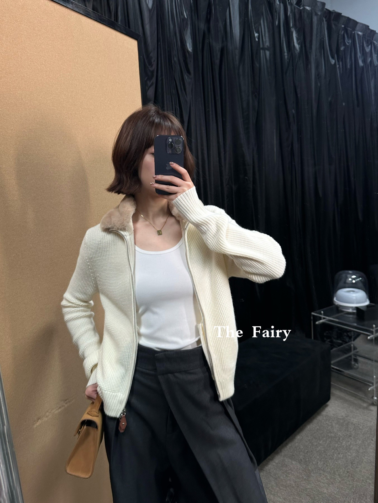 NO:732962,,,19860909,,,Women's clothing