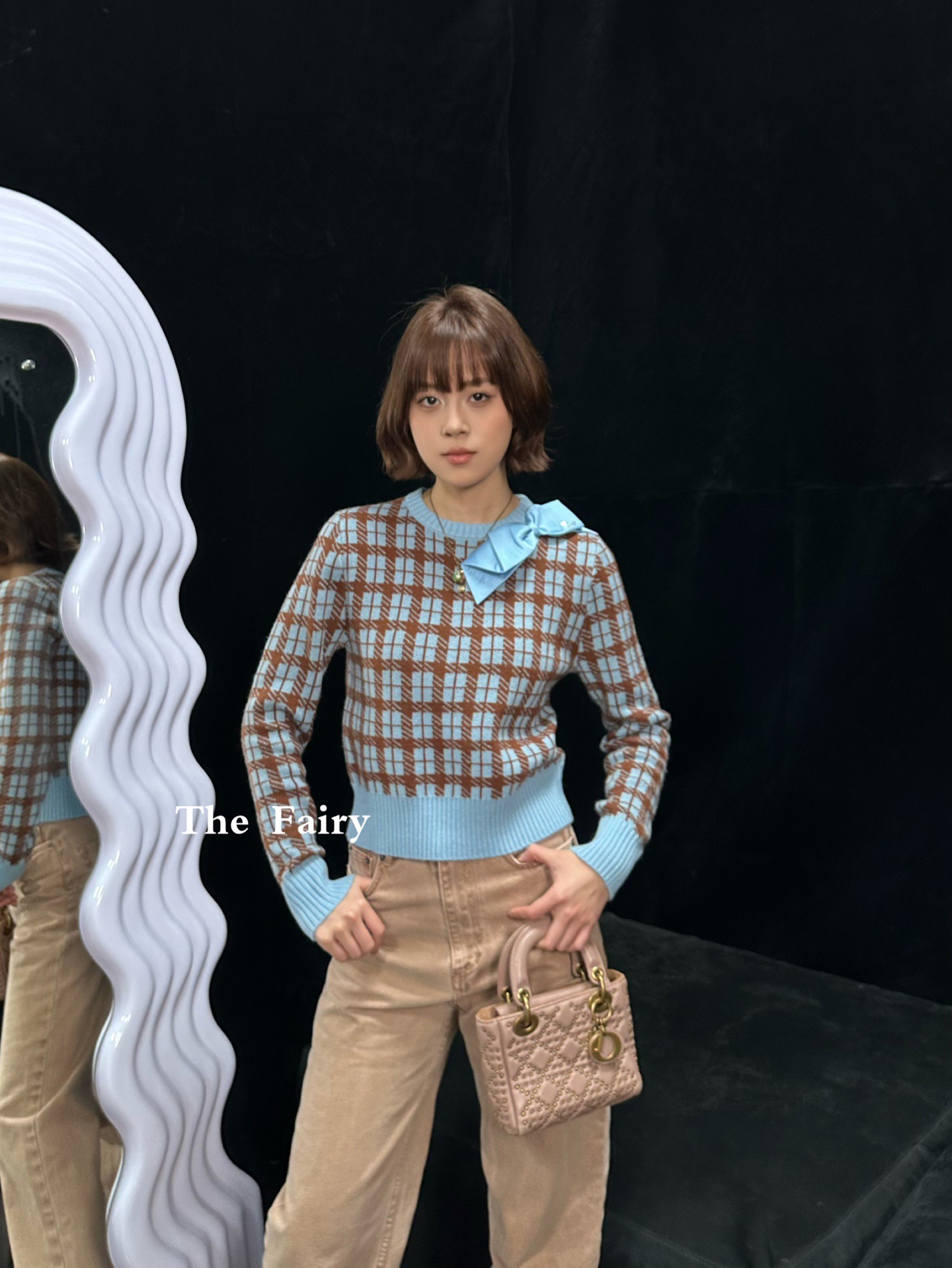 NO:733038,,,19860909,,,Women's clothing