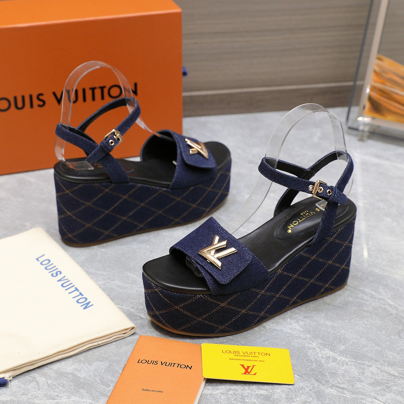 Louis Vuitton Women's Denim Wedge Sandals with LV Logo - Summer Style 5 a1734614573354 1274