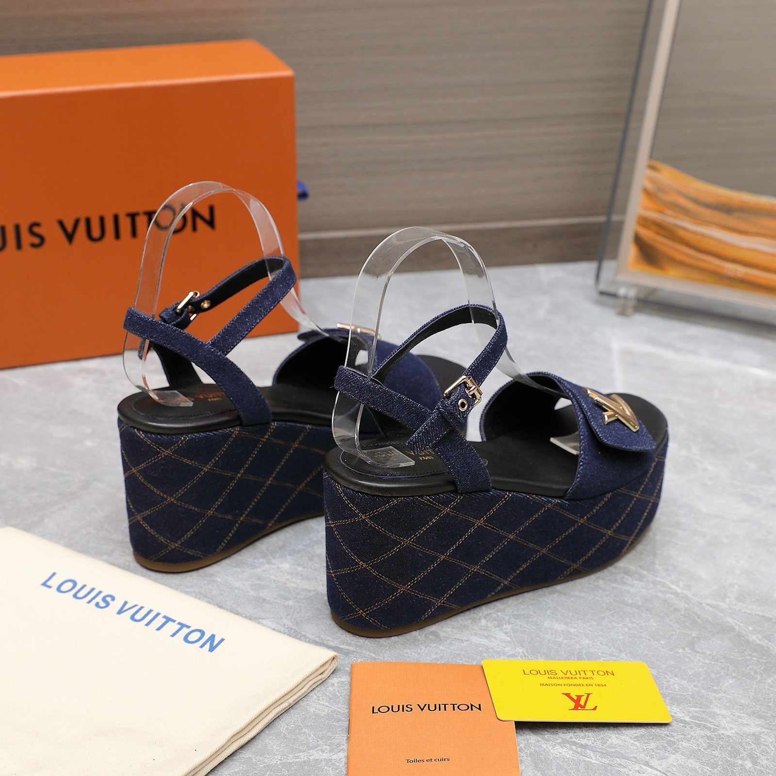 Louis Vuitton Women's Denim Wedge Sandals with LV Logo - Summer Style 4 a1734614573421 7026