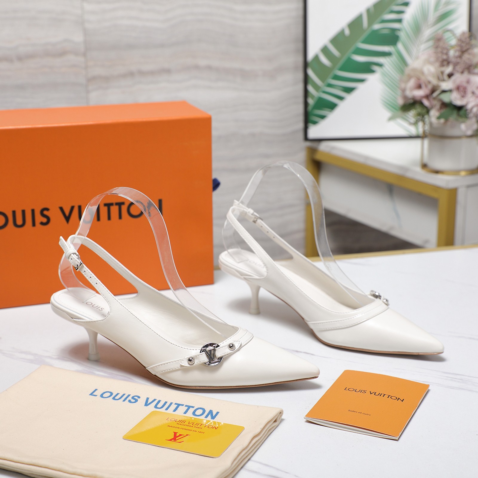 Louis Vuitton Urban Twist Slingback Pumps in White Leather with LV Circle 3 a1736413309334 2826