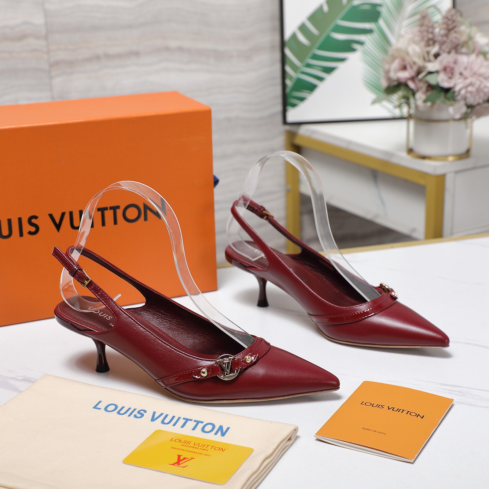 Louis Vuitton Urban Twist Slingback Pumps - Elegant Leather Kitten Heel Shoes 4 a1736413393208 8503