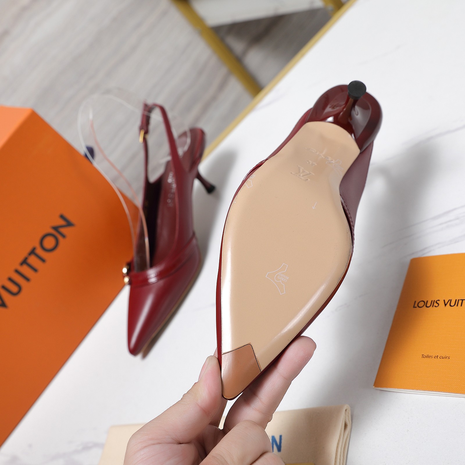 Louis Vuitton Urban Twist Slingback Pumps - Elegant Leather Kitten Heel Shoes 8 a1736413393272 8455