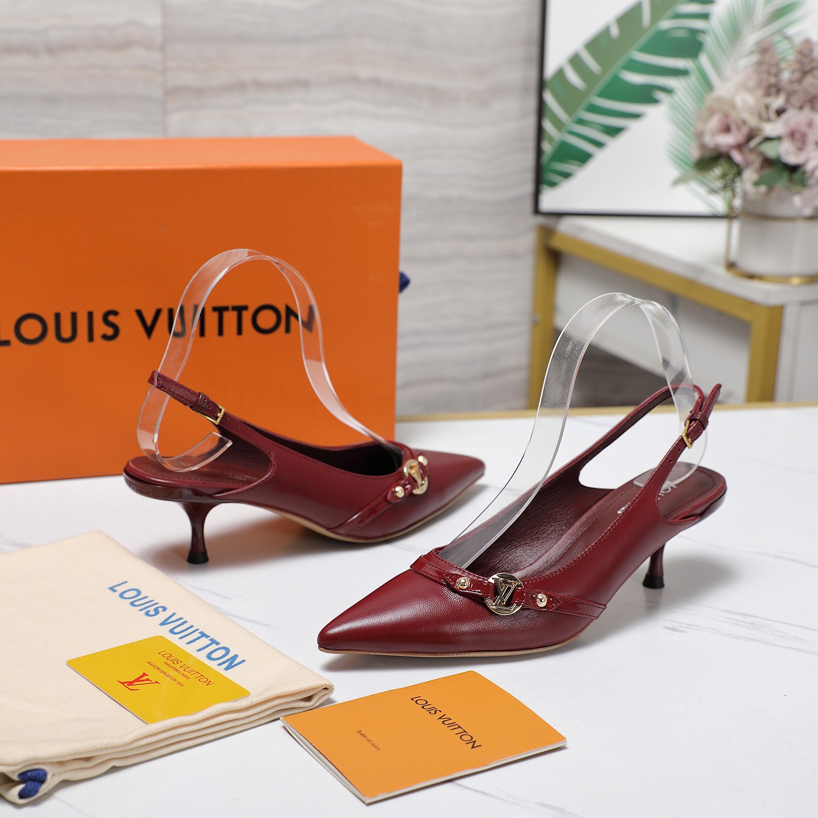 Louis Vuitton Urban Twist Slingback Pumps - Elegant Leather Kitten Heel Shoes 5 a1736413395490 2212