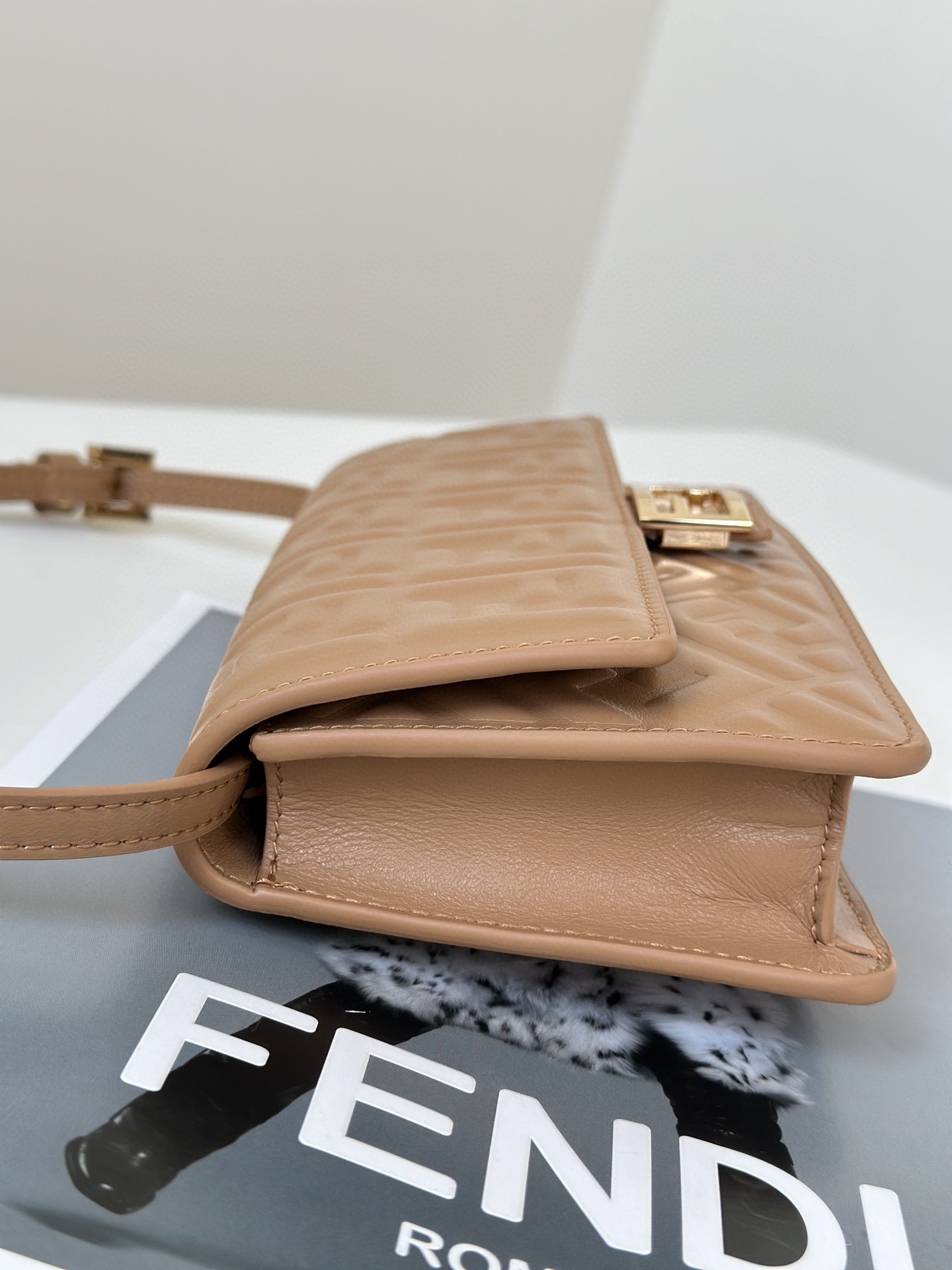 Fendi Baguette Chain Wallet in Soft Nappa Leather with Embossed FF Motif 5 i1726048613 8017 3