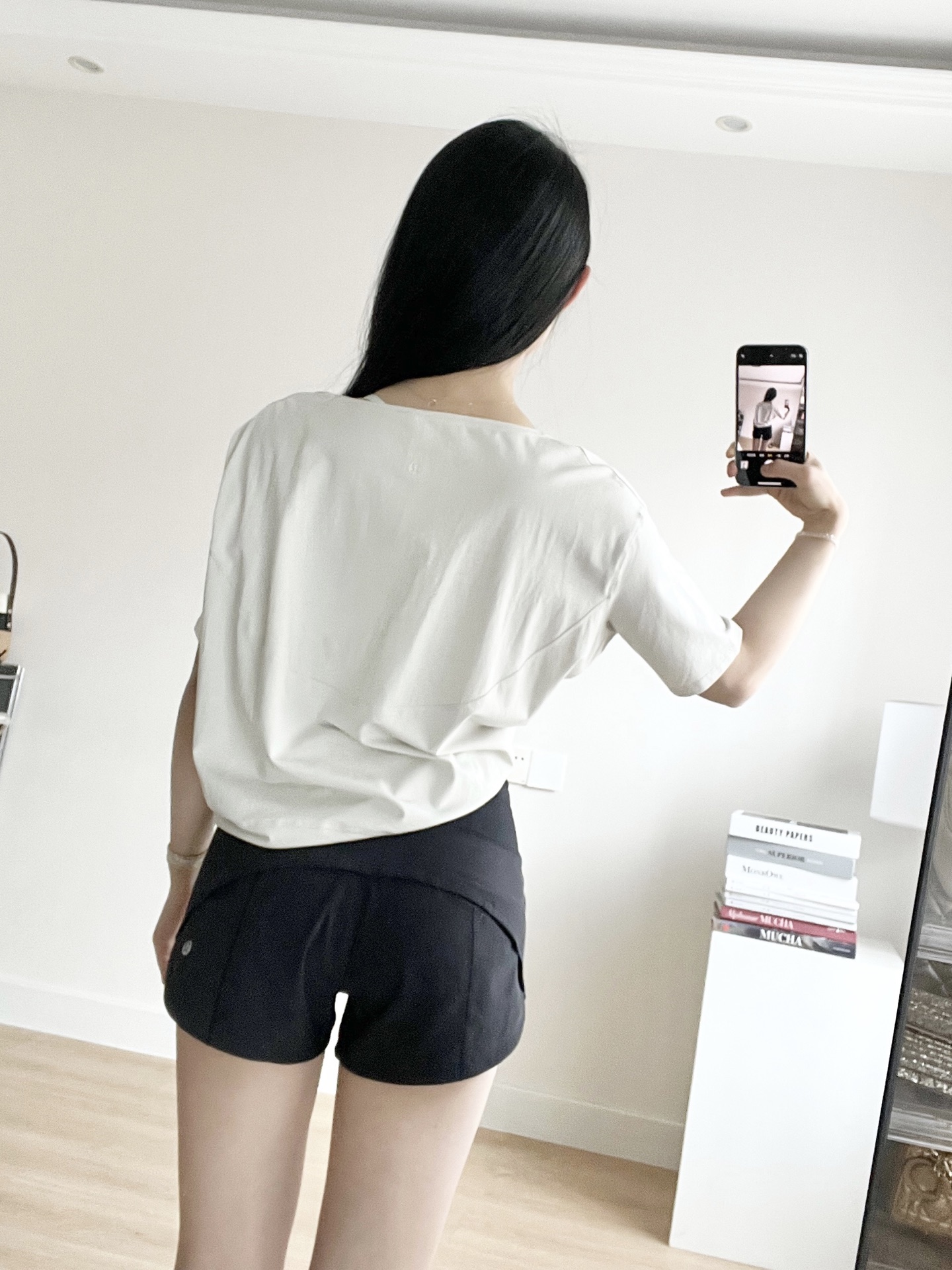 Lululemon Back In Action t-shirt everyday white yoga