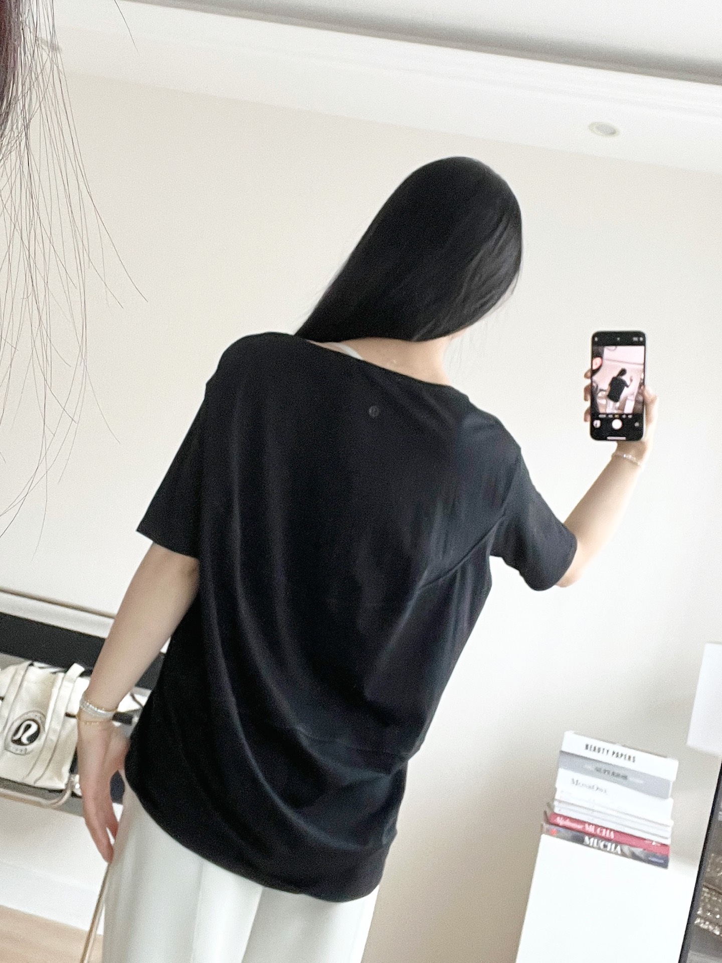 Lulu T-shirt Lululemon Back In Action T yoga