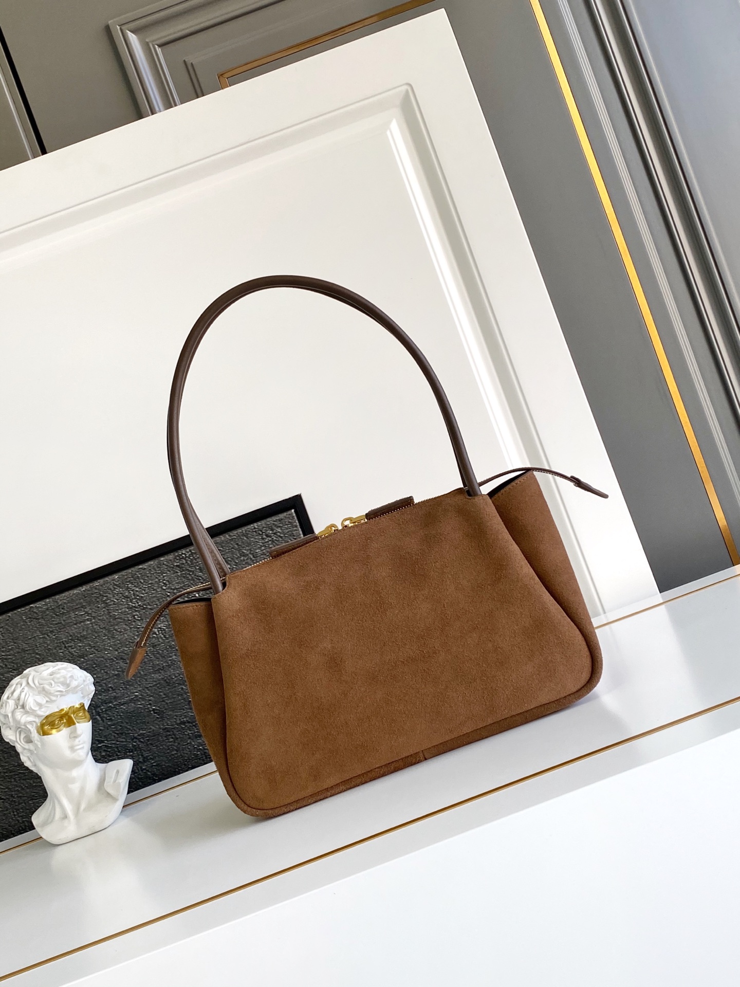 Prada 新品首发 2024新品绒面Soft