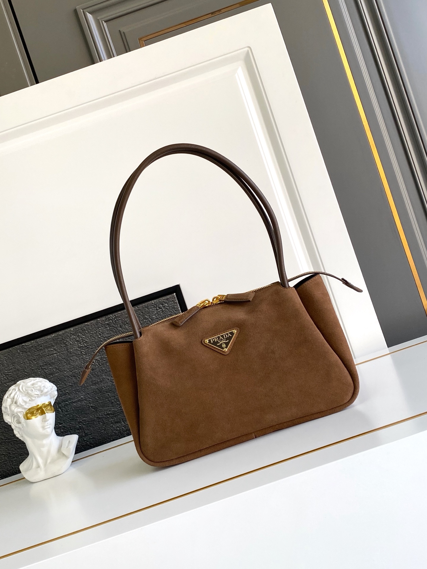 Prada 新品首发 2024新品绒面Soft