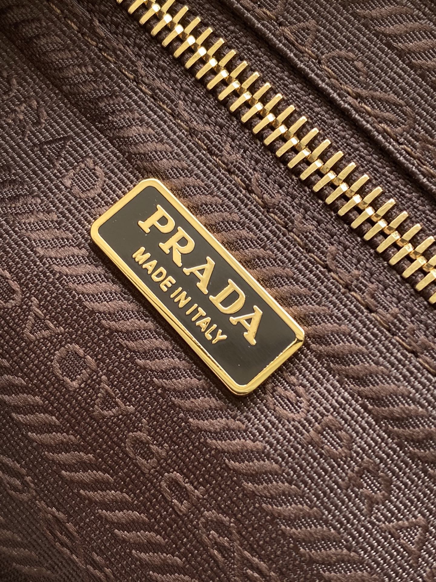 Fendi 新款首发 2024新品绒面LuxSoft手袋小号新款 LuxSoftBag