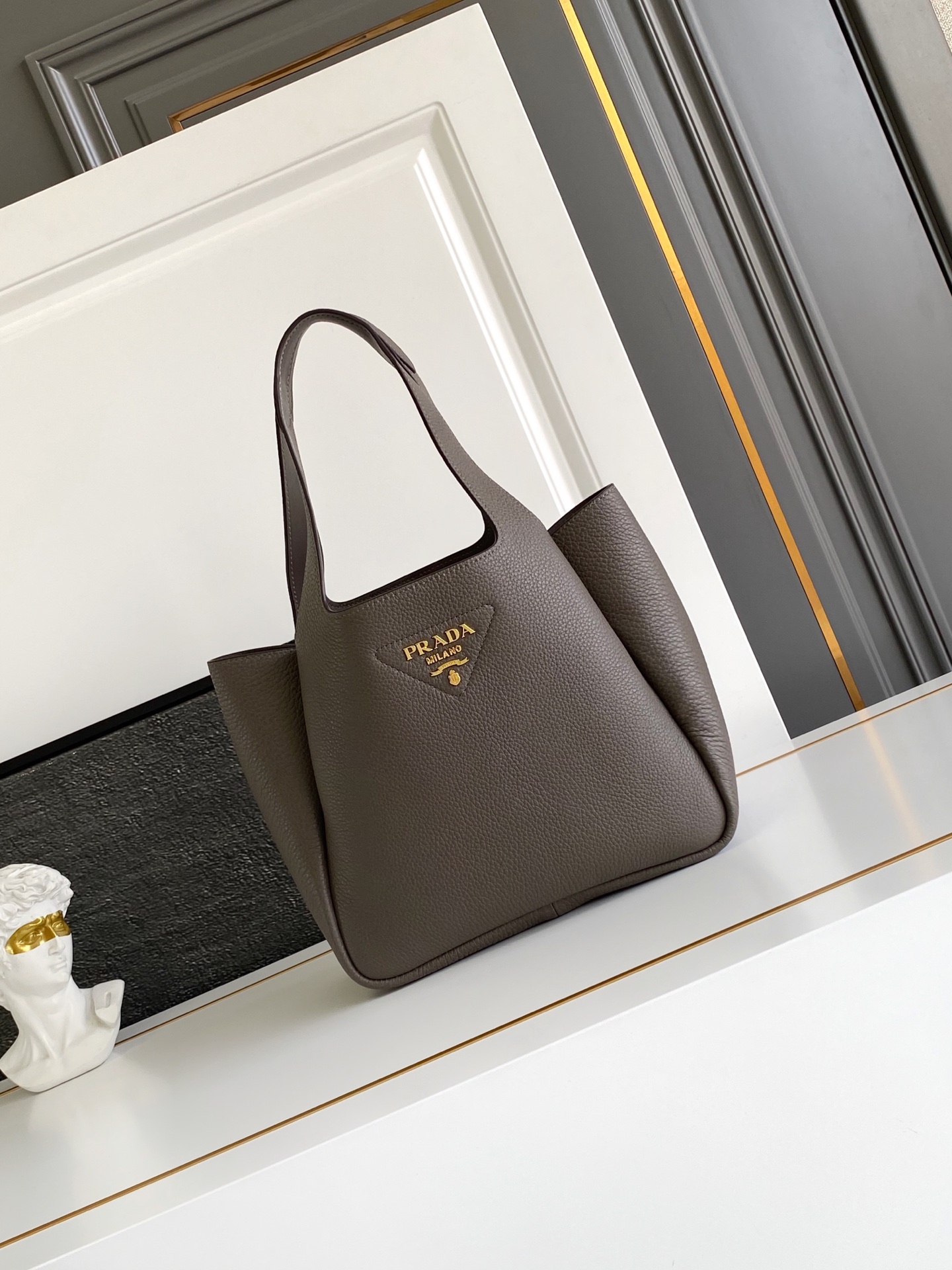 Loewe 最新款菜篮子托特包大号