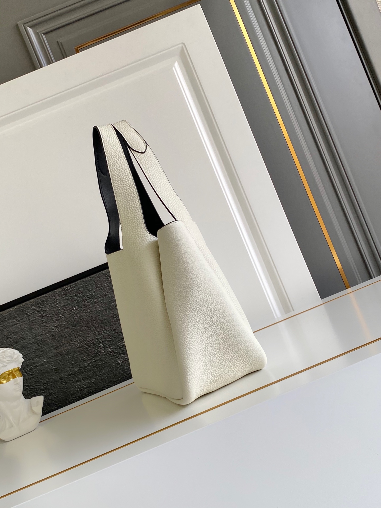 Loewe 最新款菜篮子托特包大号