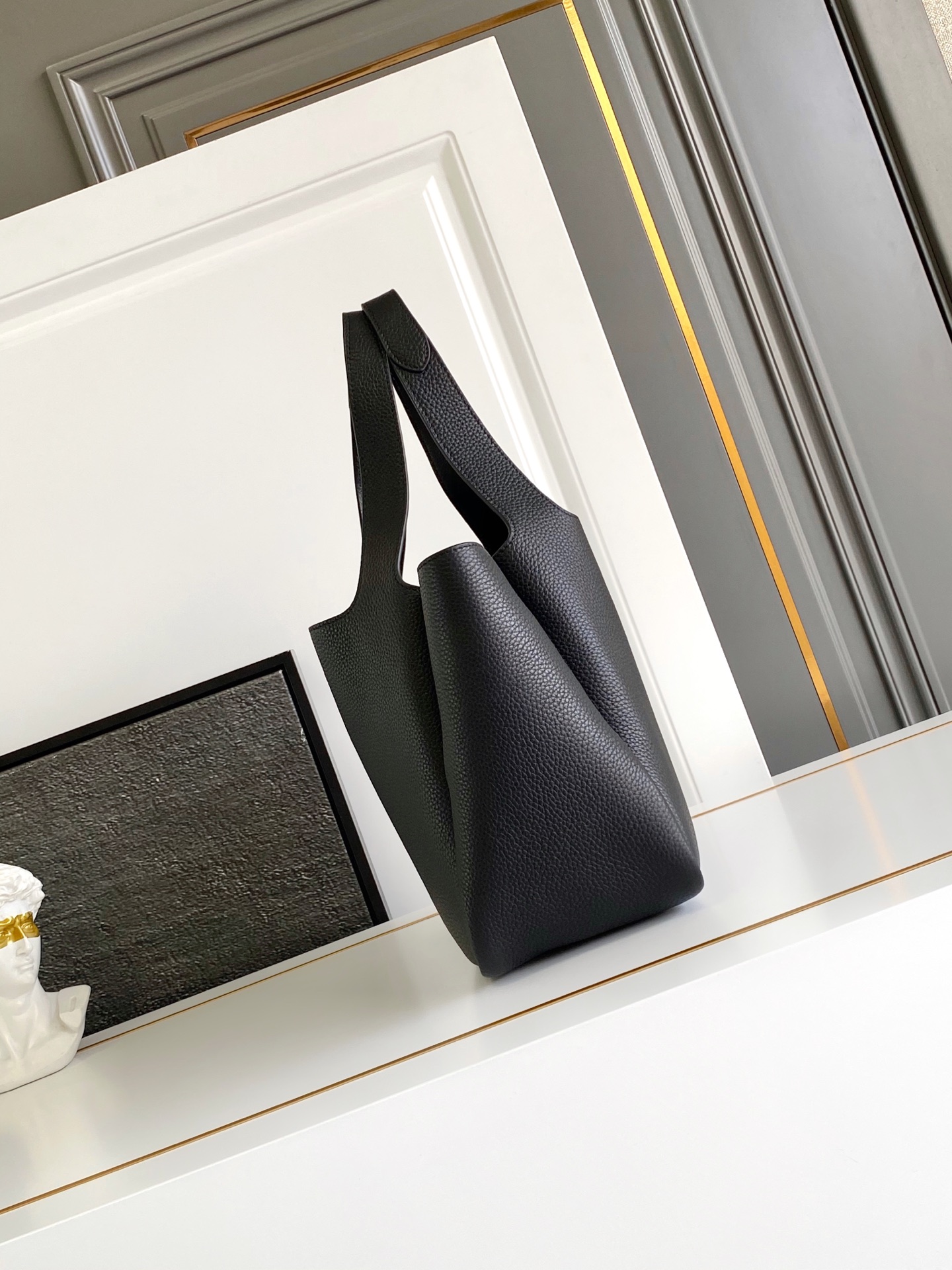 Loewe 最新款菜篮子托特包大号