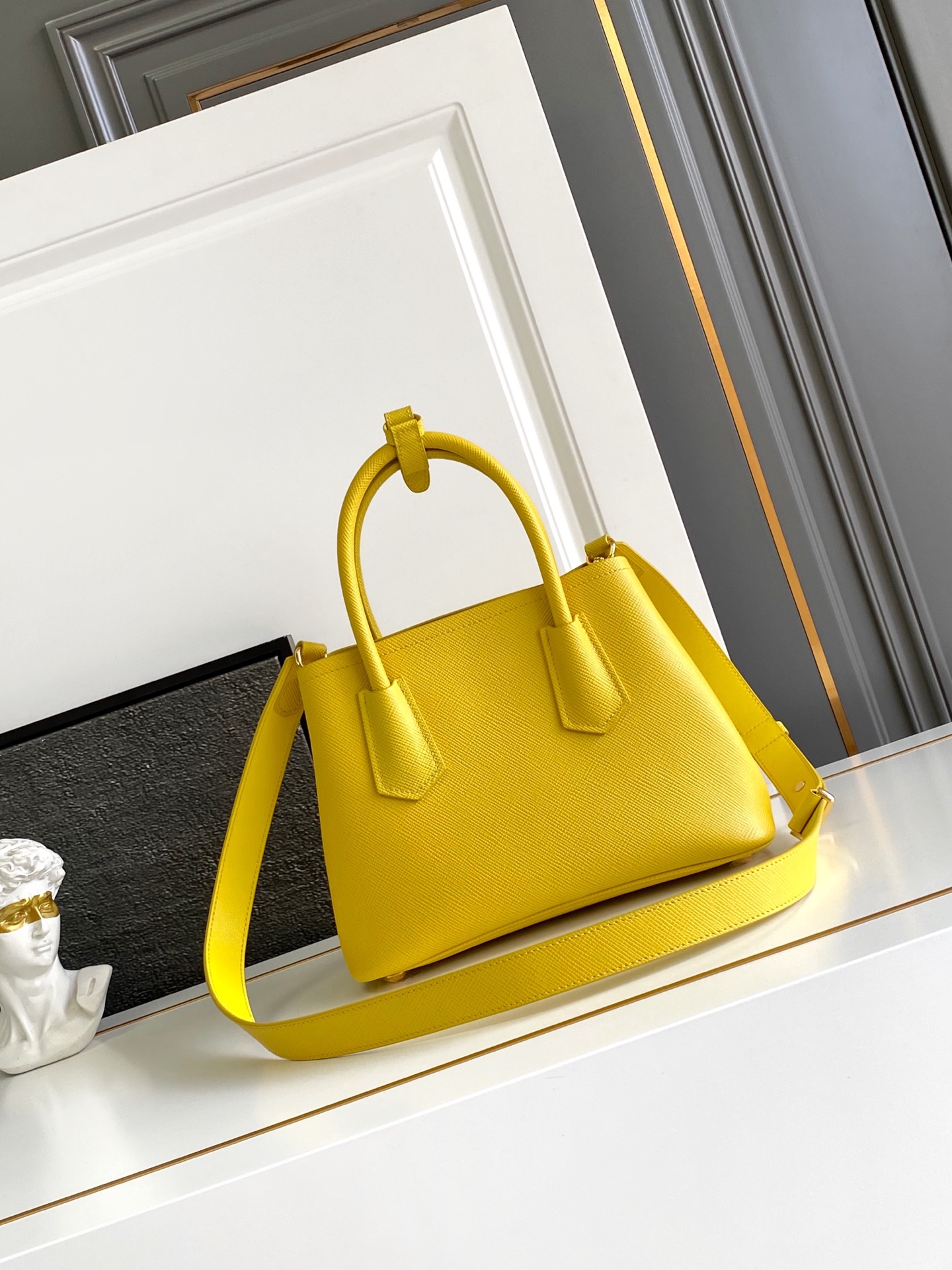Prada 新品首发 DoubleBagmini号