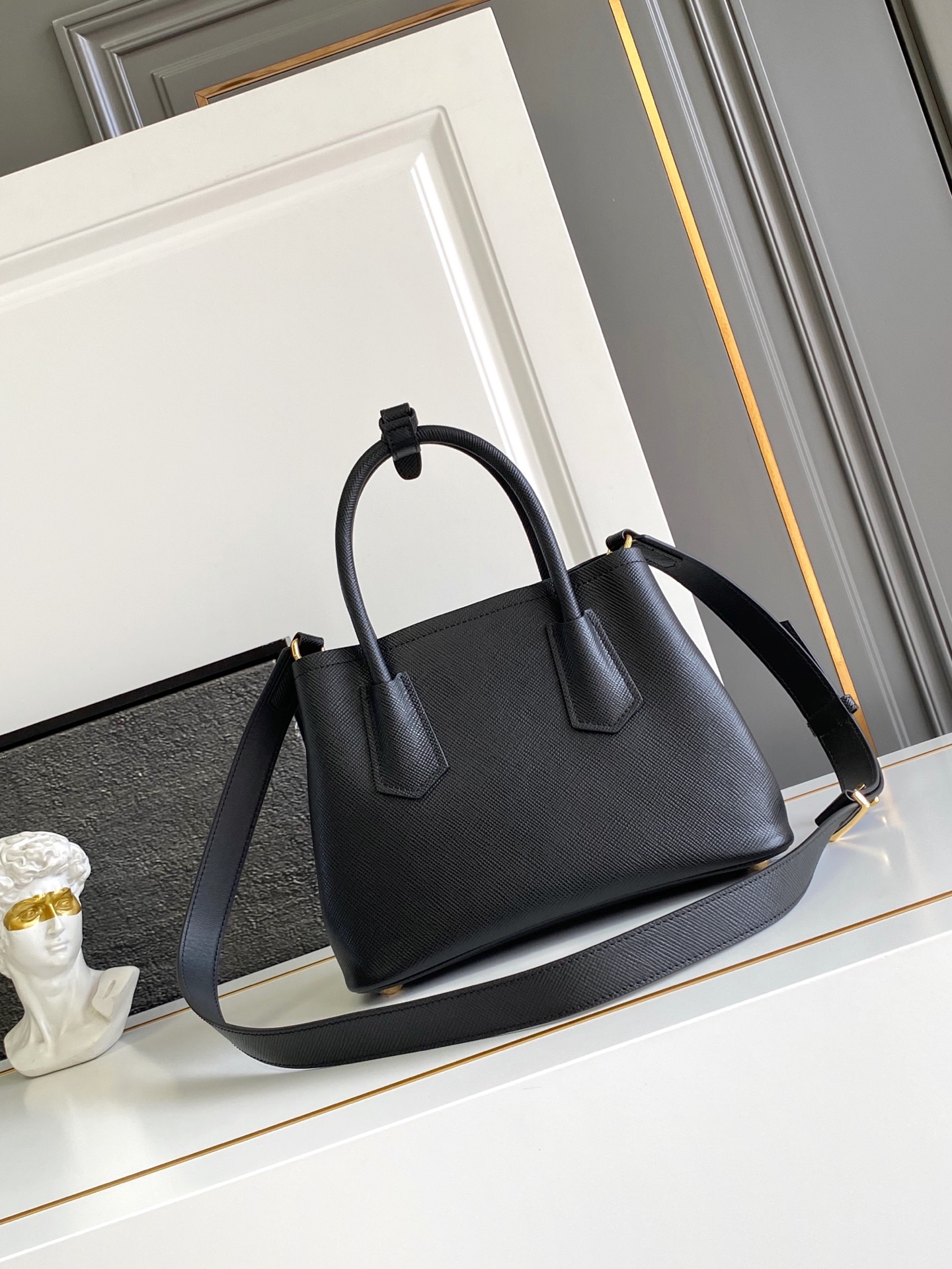 Prada 新品首发 DoubleBagmini号