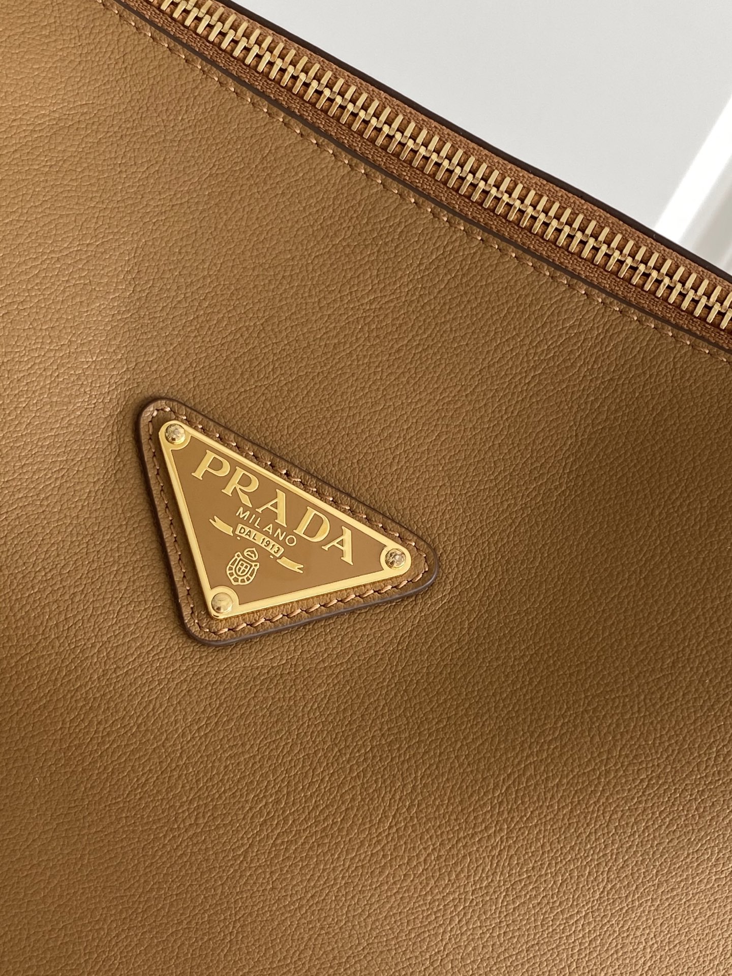 本革2WAYバッグ イタリア製 牛革×羊革 シンプル 肩掛け 手提げ