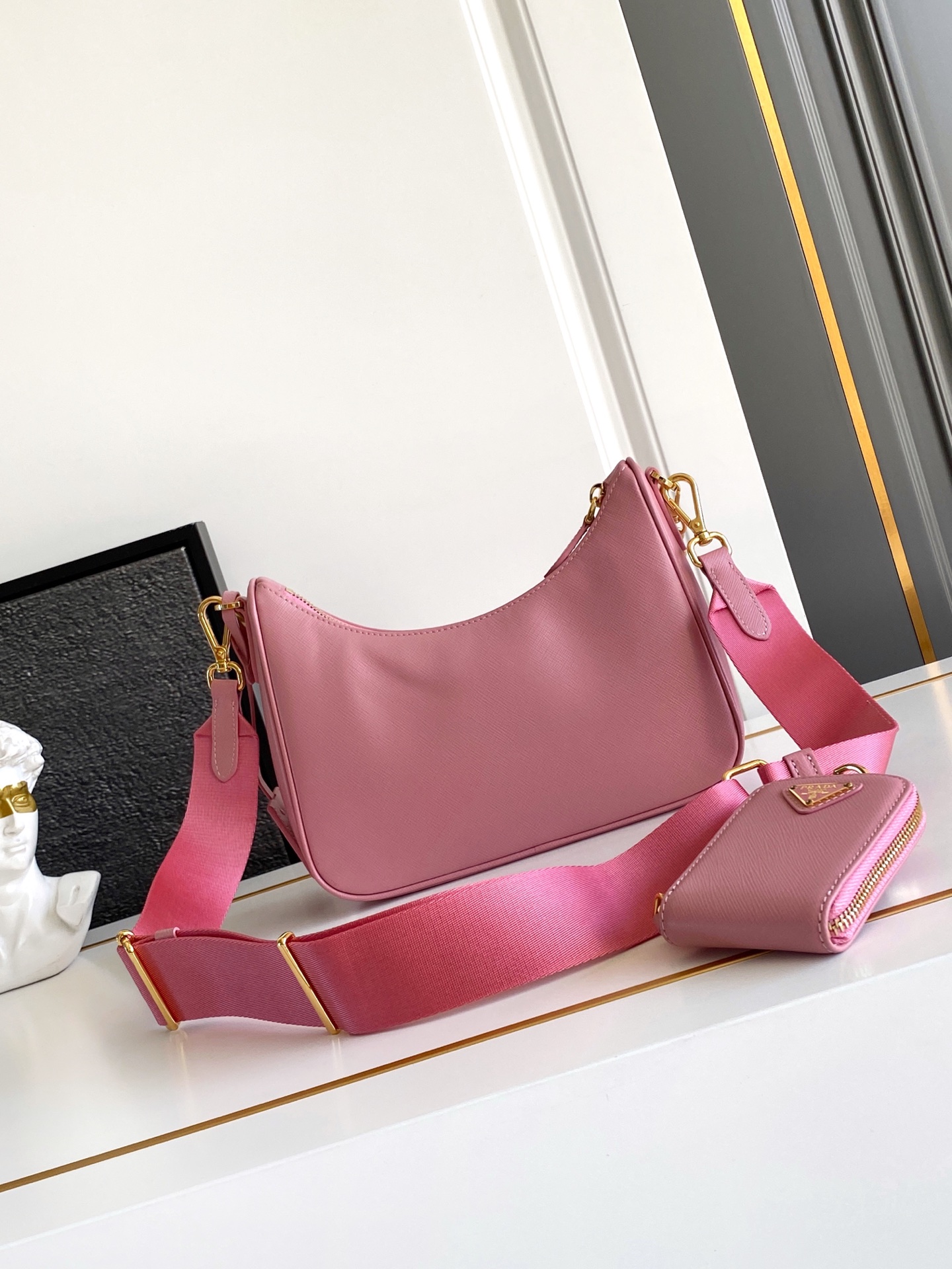Prada 十字纹baokuanqnylon