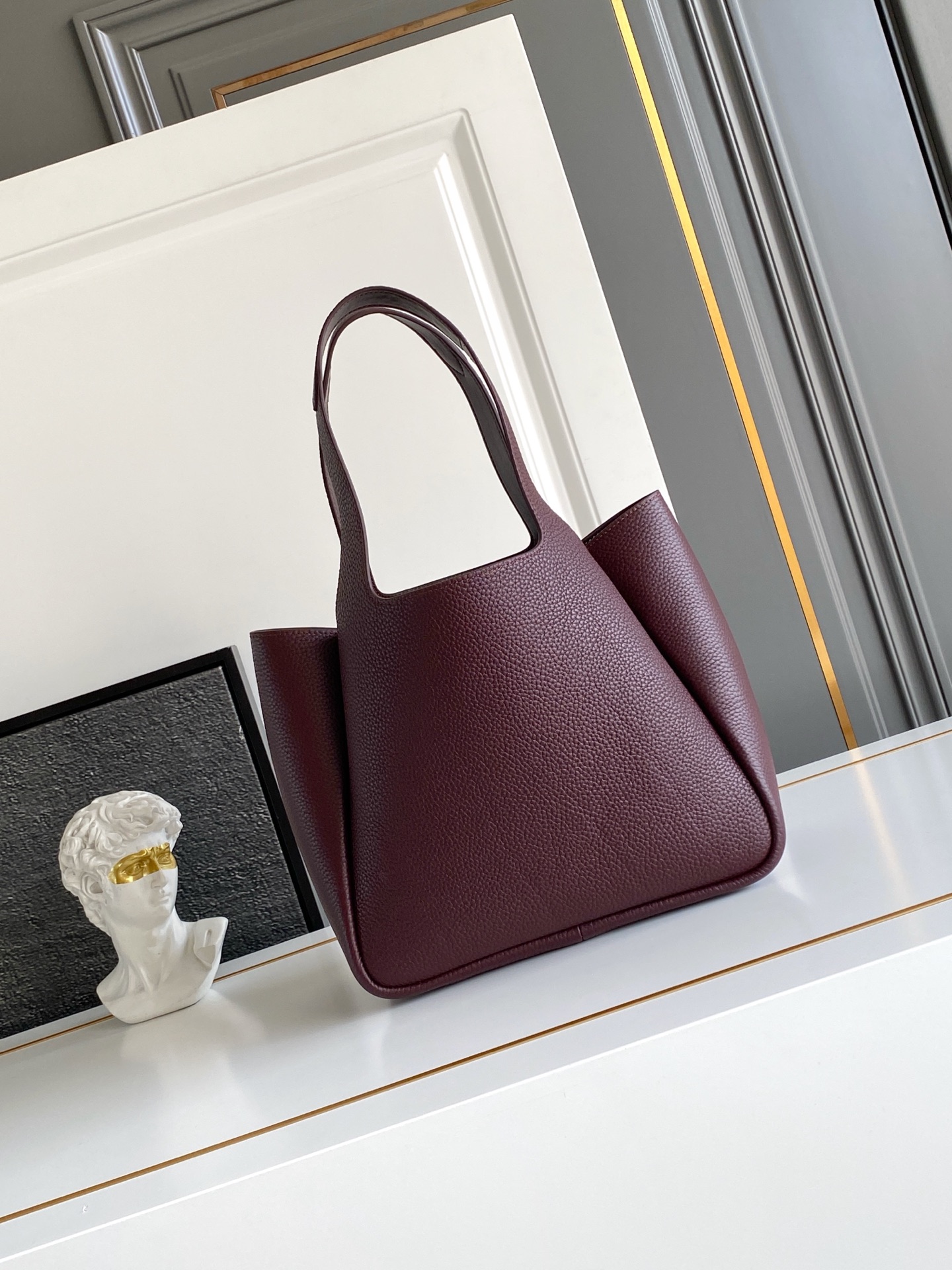 Loewe 最新款菜篮子托特包大号