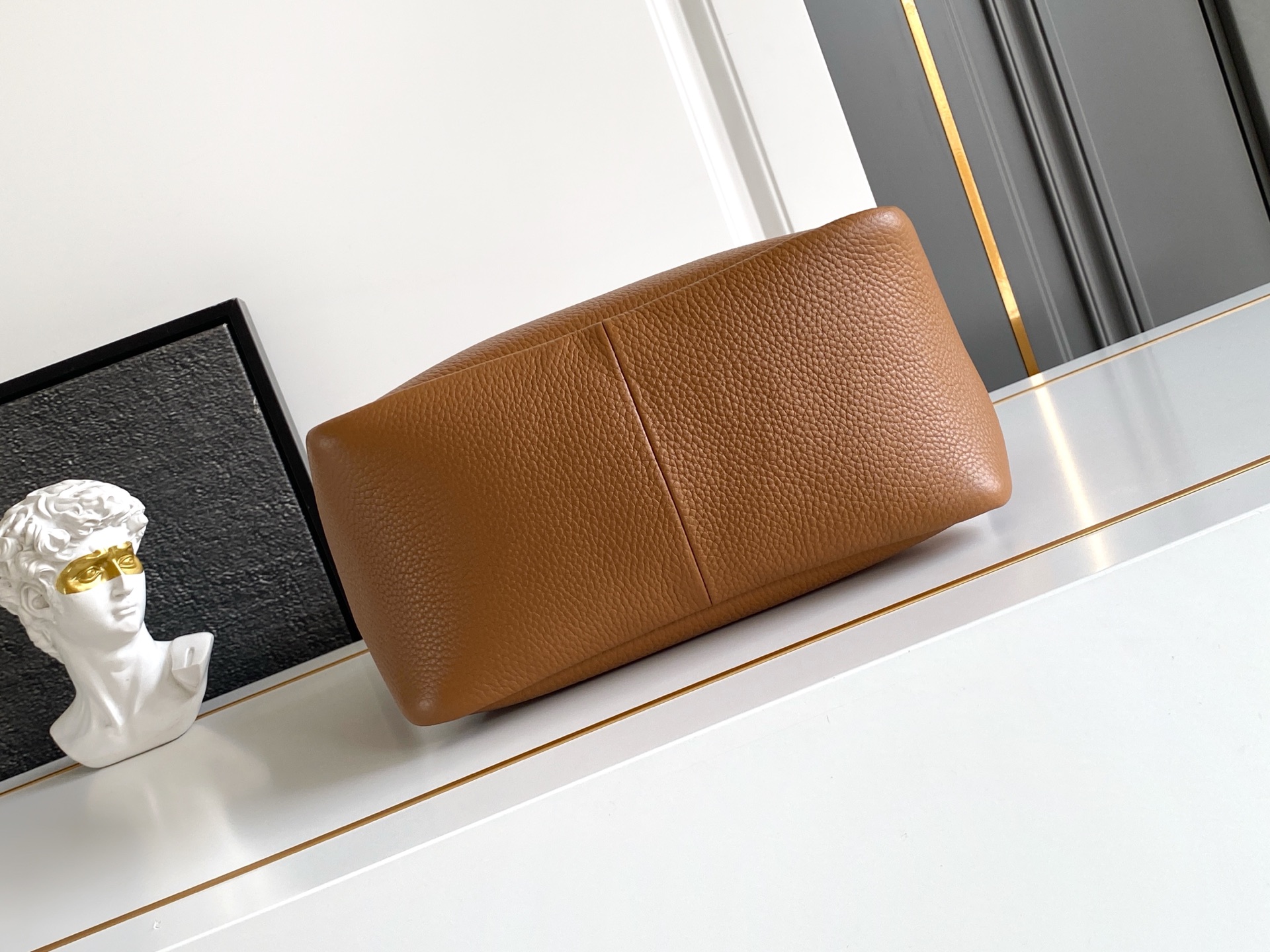 Loewe 最新款菜篮子托特包大号