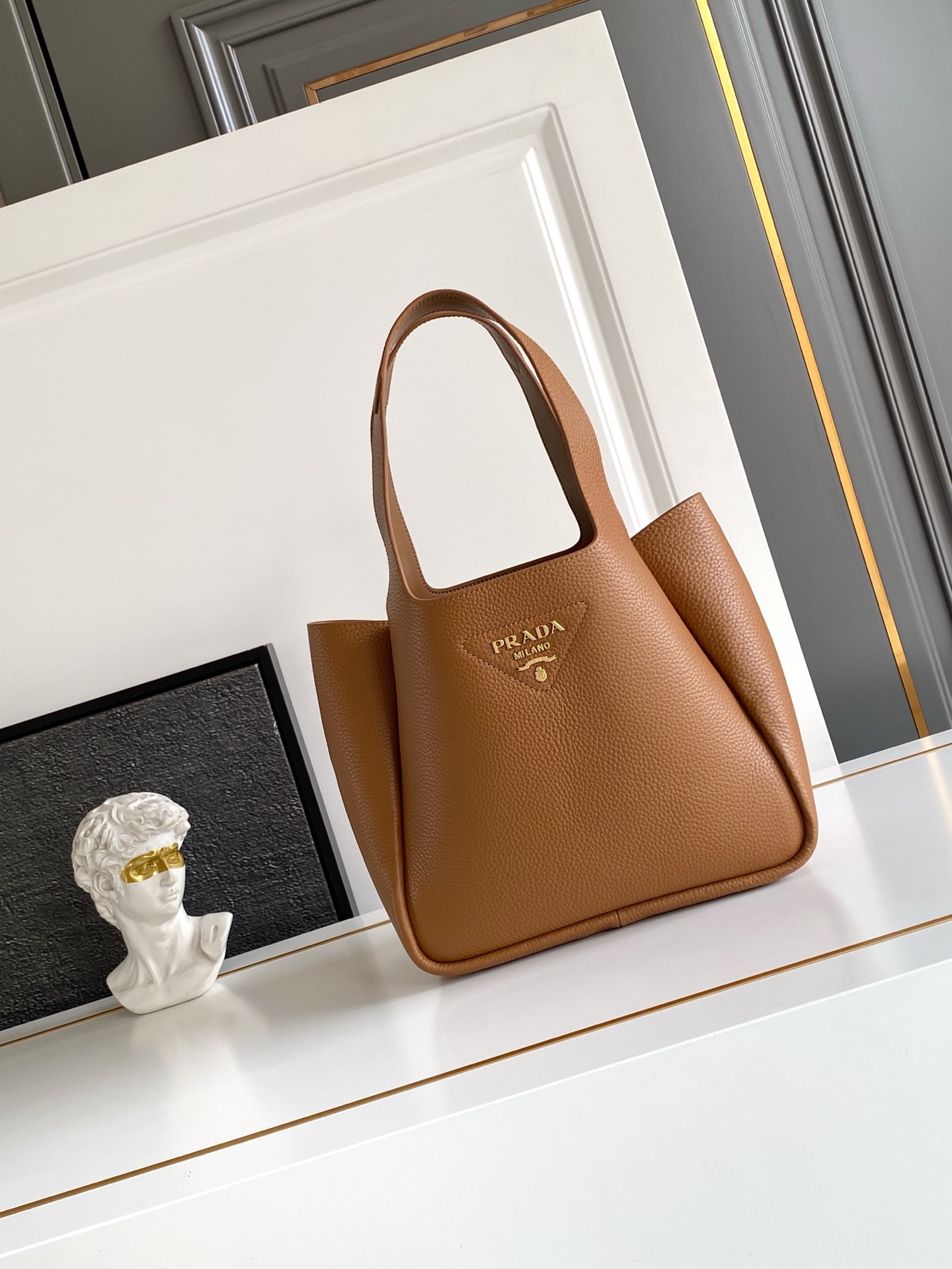 Loewe 最新款菜篮子托特包大号