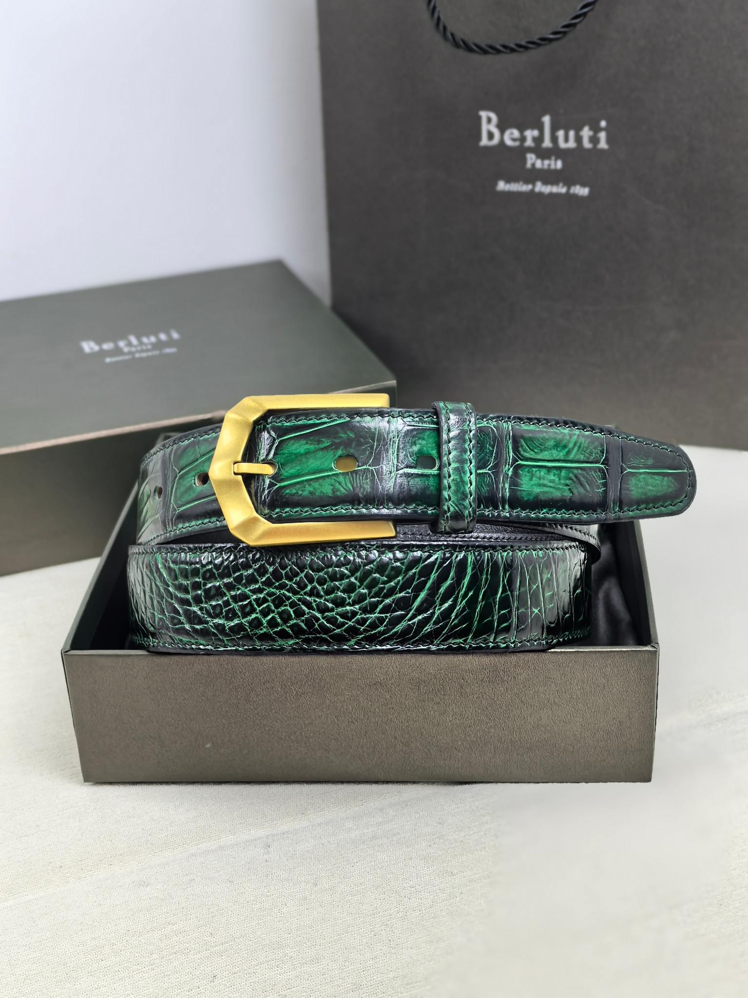 China Replica Berluti Belt BLTBT0402-4591