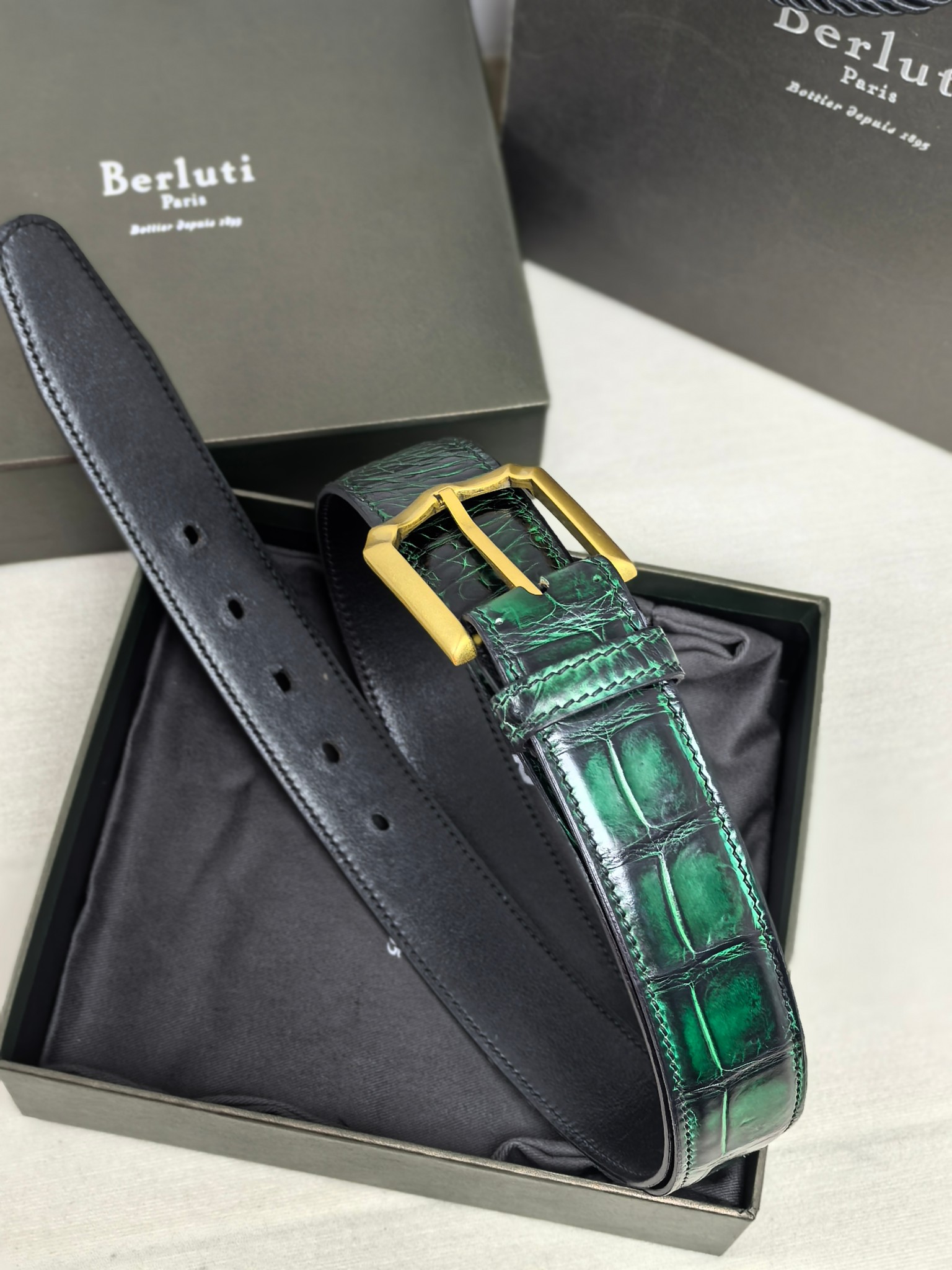 China Replica Berluti Belt BLTBT0402-4591
