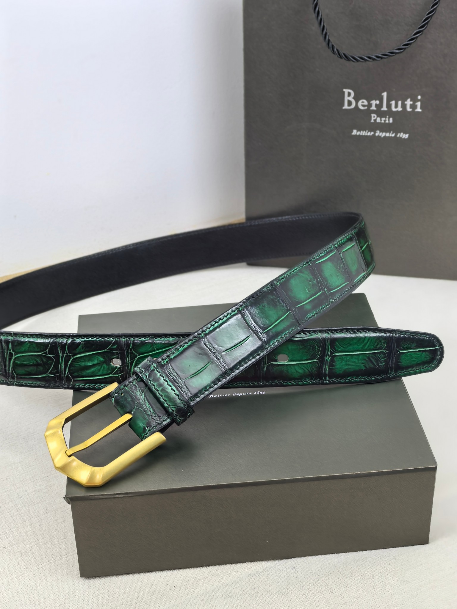 China Replica Berluti Belt BLTBT0402-4591