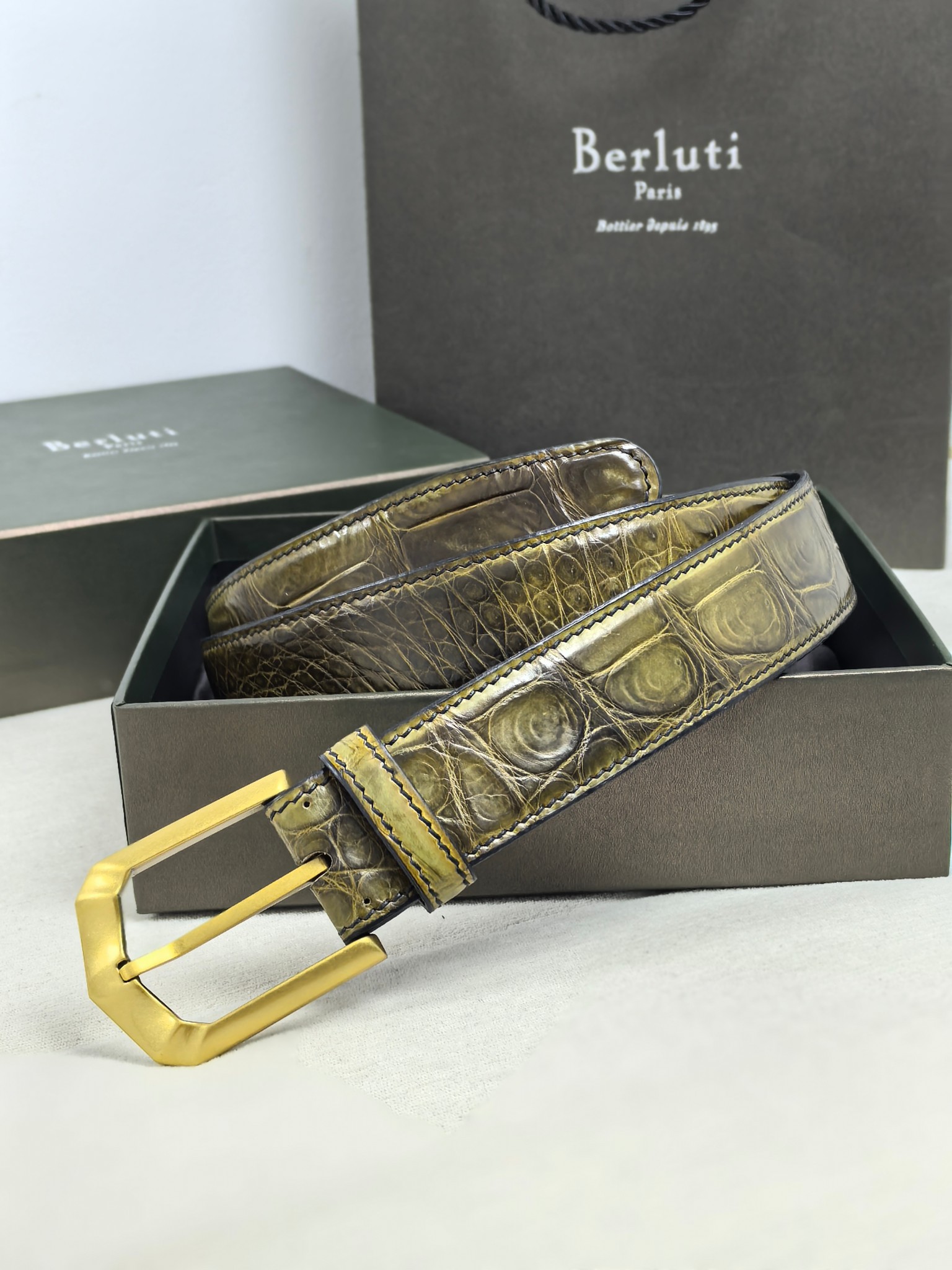 China Replica Berluti Belt BLTBT0402-4097