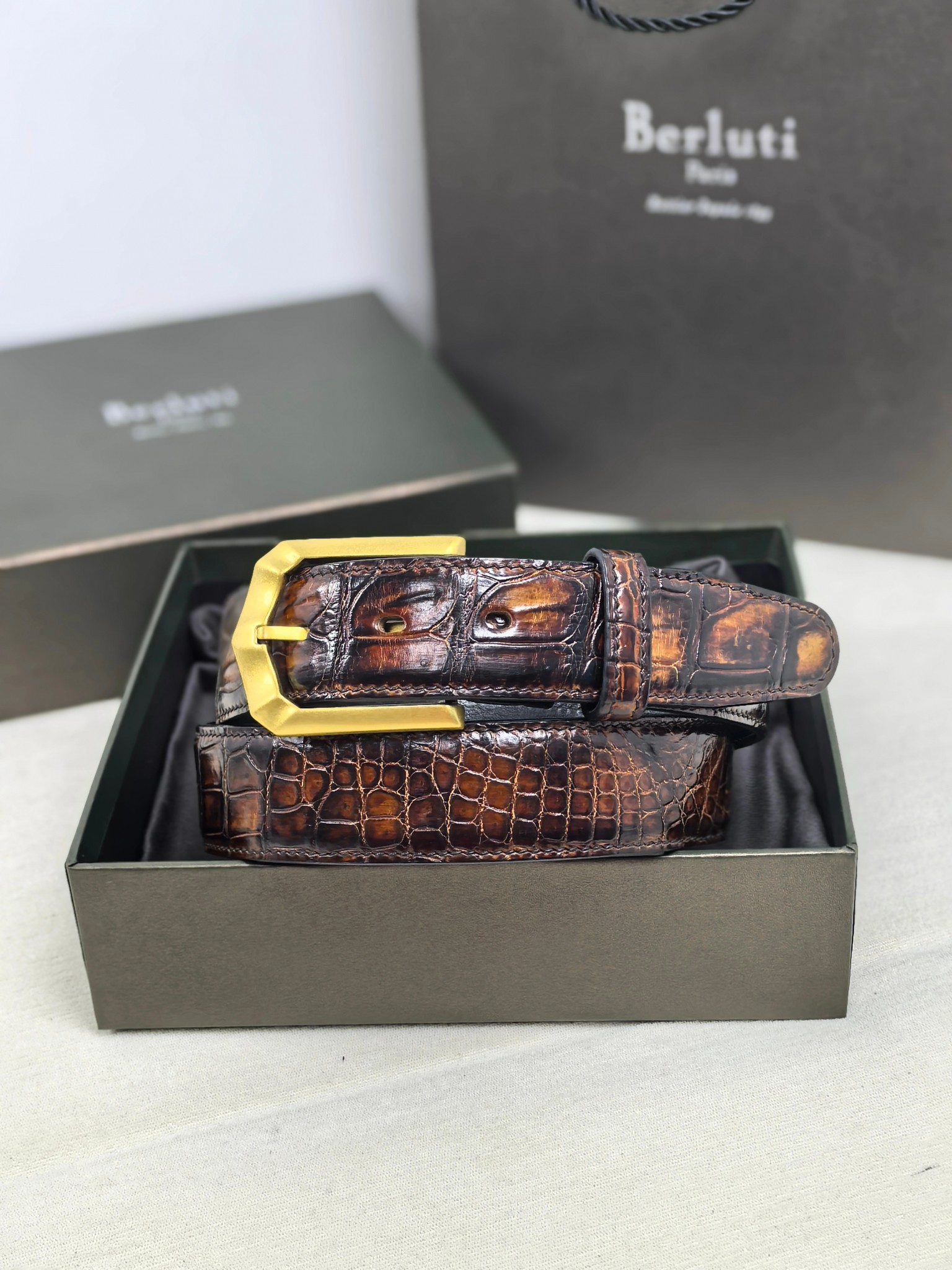 China Replica Berluti Belt BLTBT0402-3490