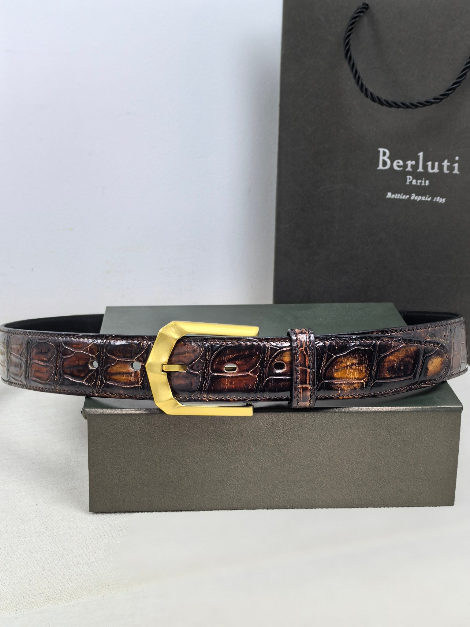 China Replica Berluti Belt BLTBT0402-3490